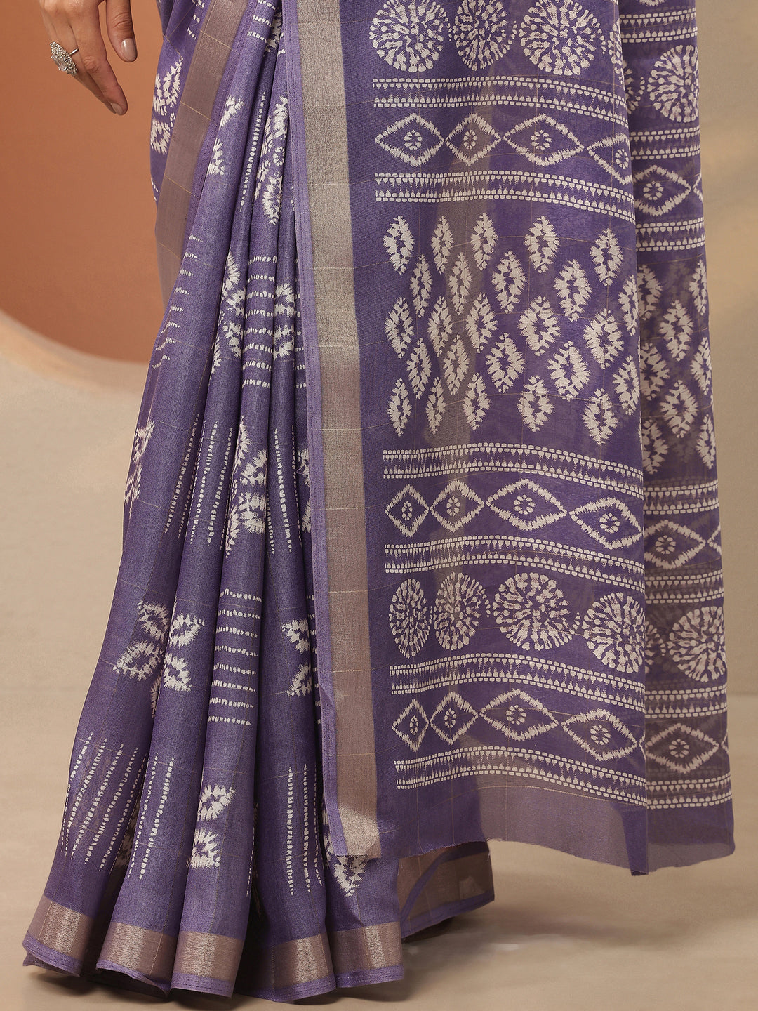  Lavender Printed Silk Blend Saree With Unstitched Blouse Piece 