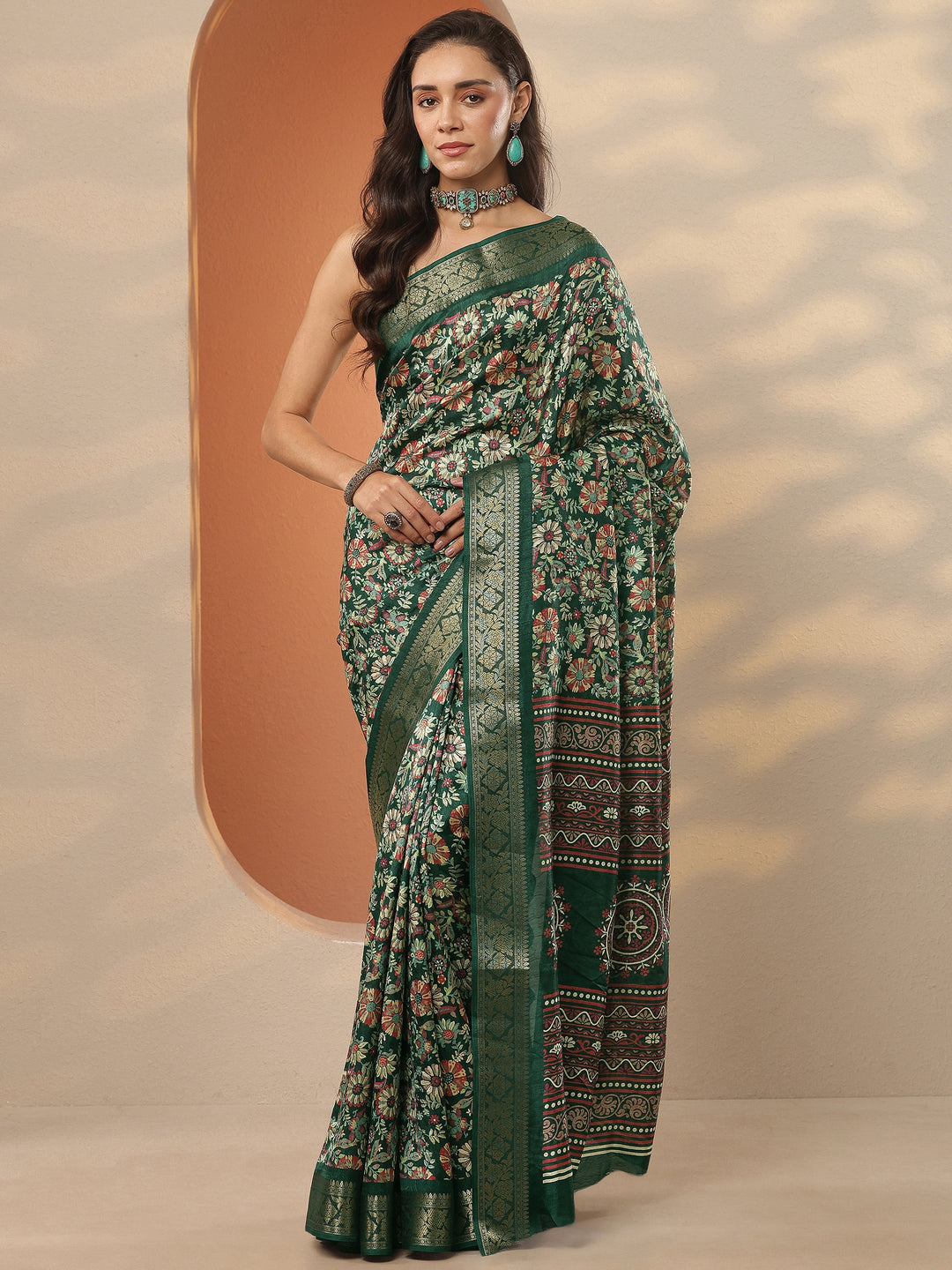  Green Printed Silk Blend Saree With Unstitched Blouse Piece 