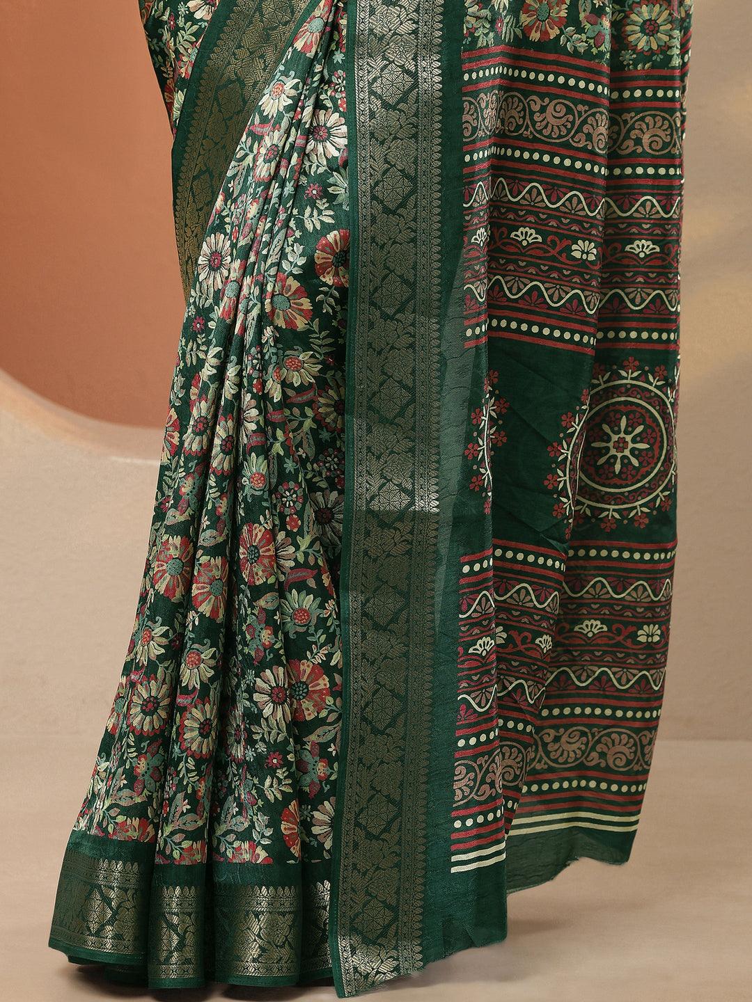  Green Printed Silk Blend Saree With Unstitched Blouse Piece 
