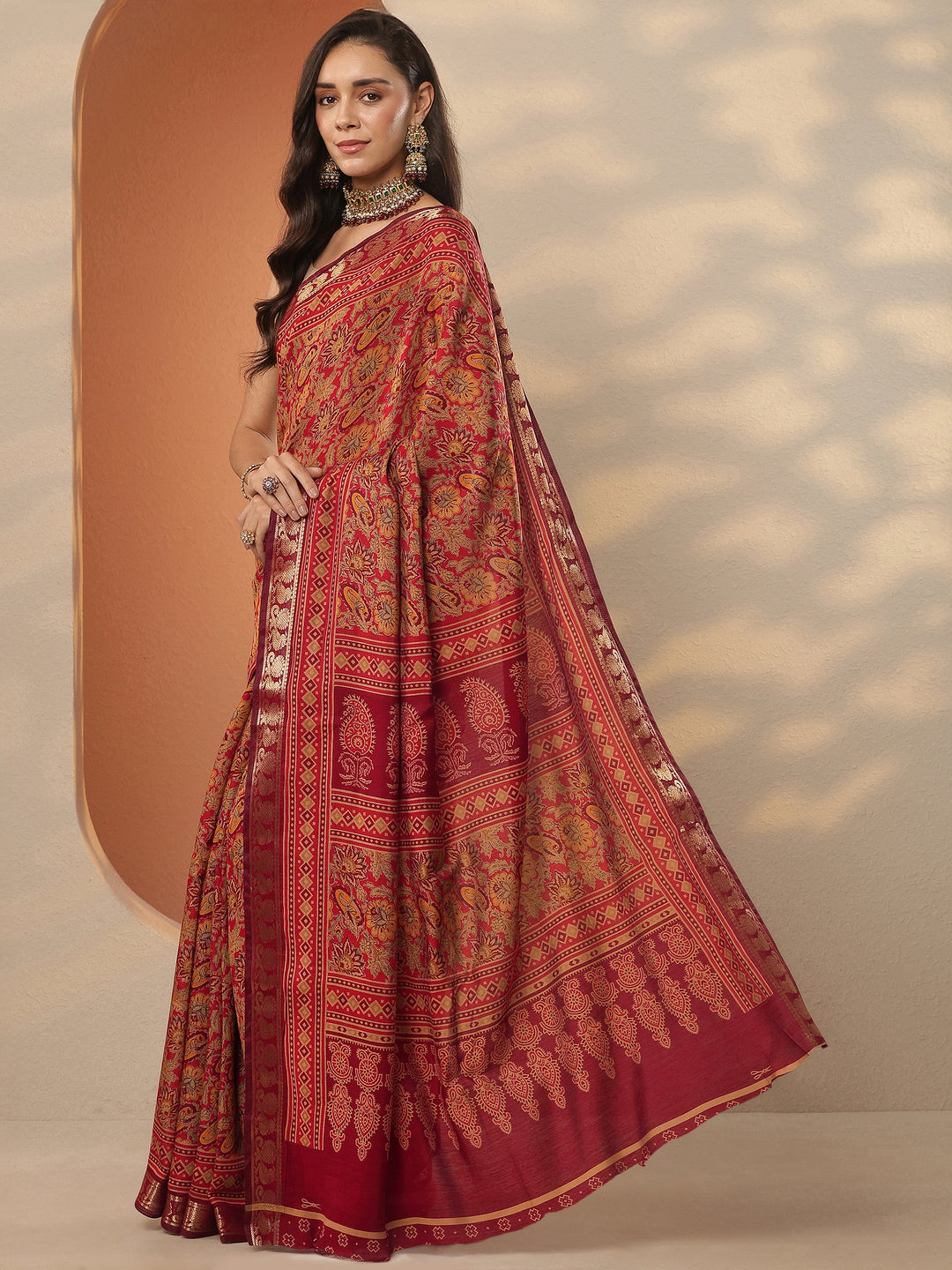  Red Printed Silk Blend Saree With Unstitched Blouse Piece 
