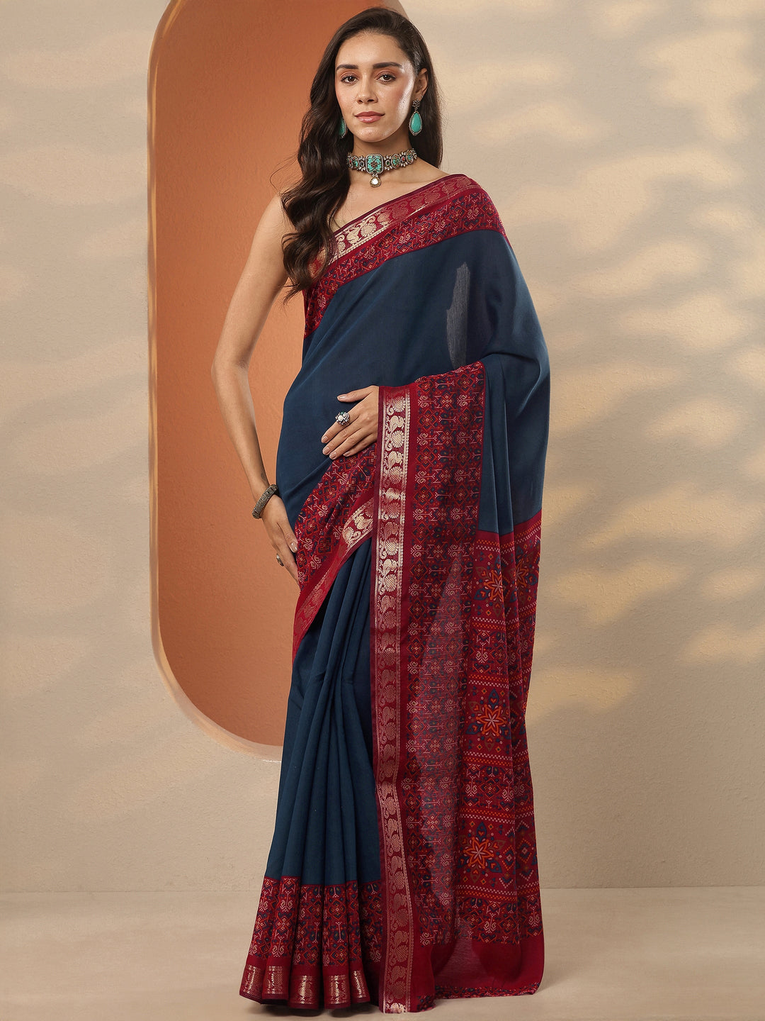  Blue Solid Silk Blend Saree With Unstitched Blouse Piece 
