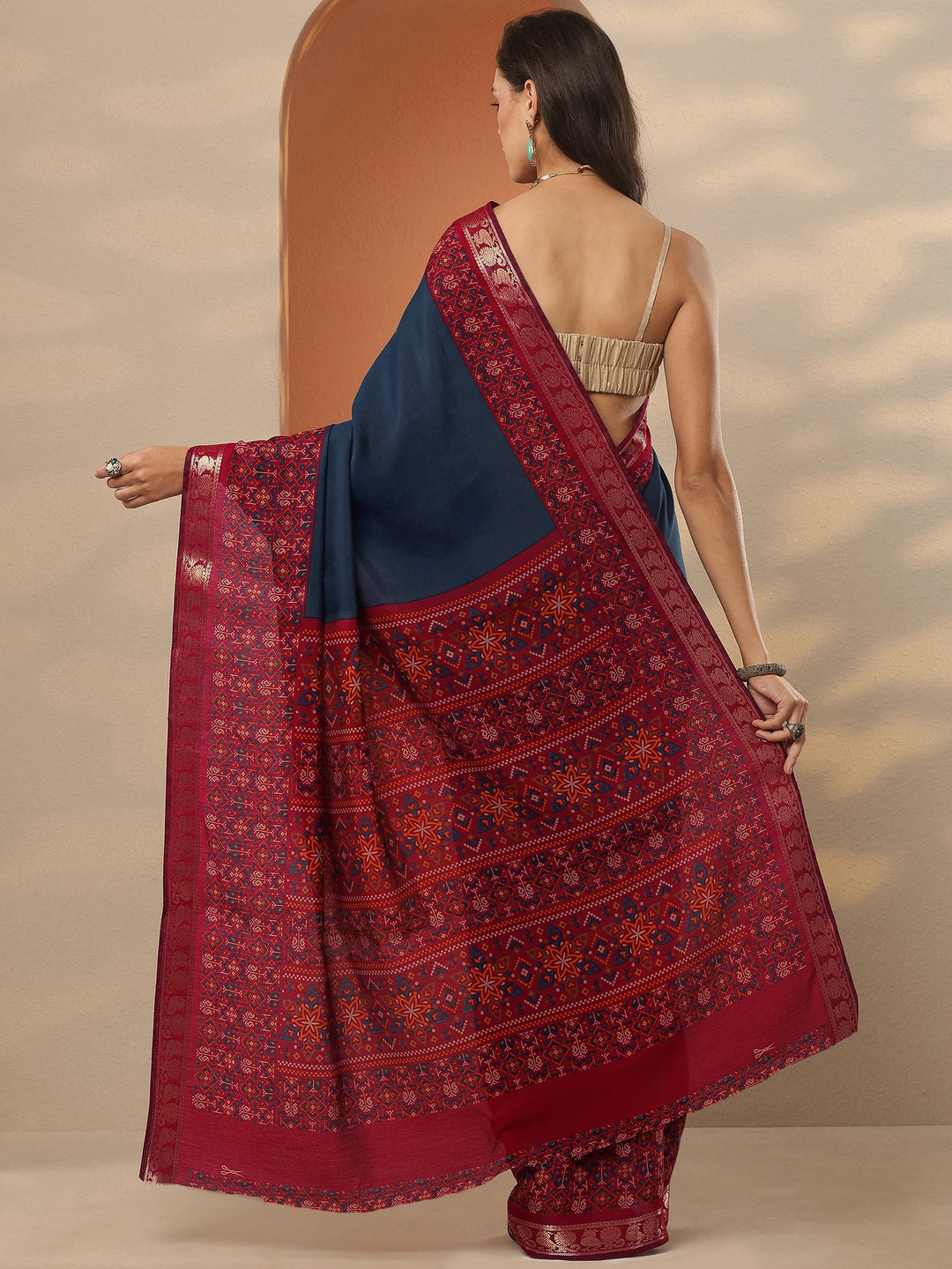  Blue Solid Silk Blend Saree With Unstitched Blouse Piece 