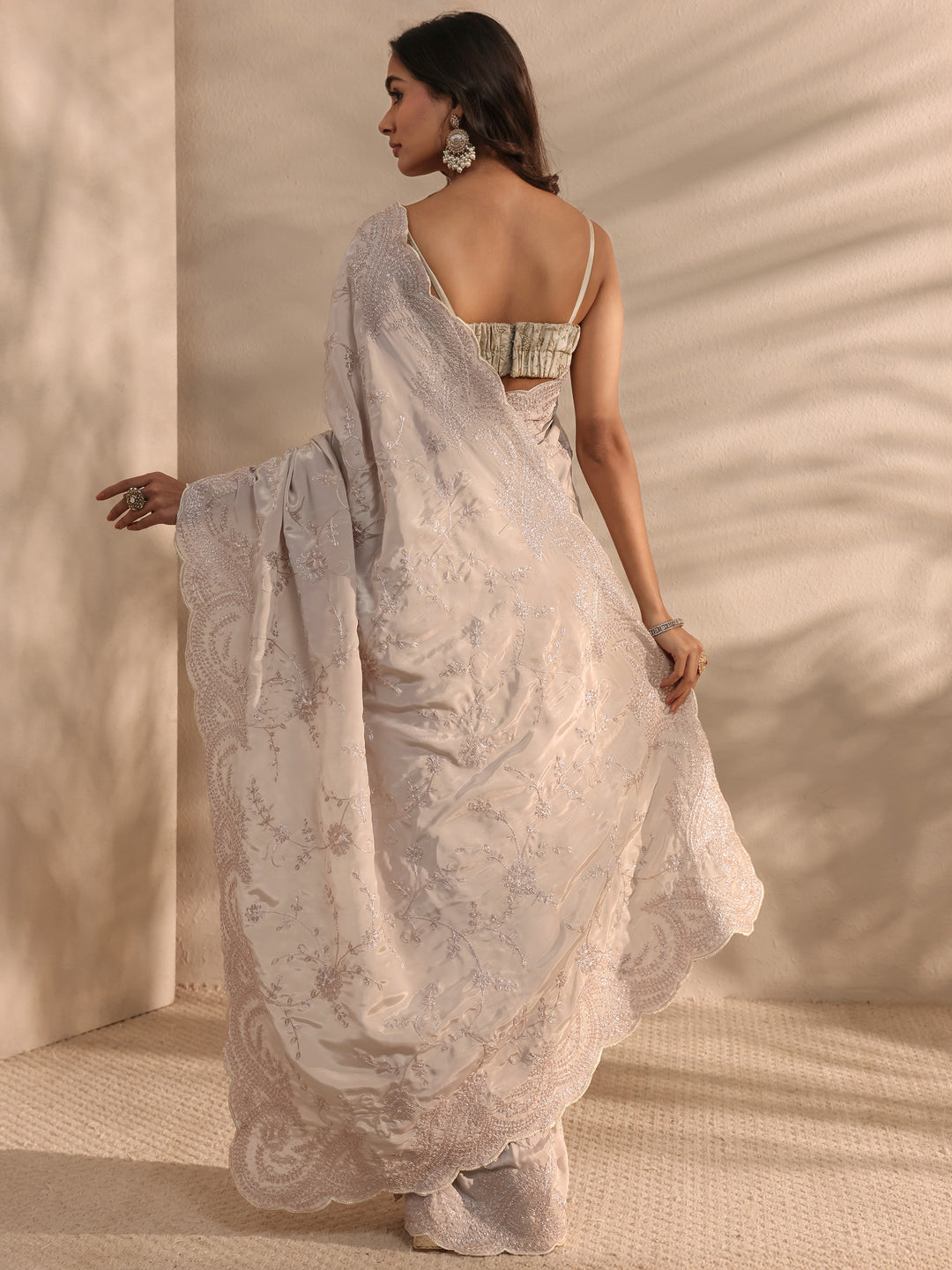  Grey Embellished Silk Blend Saree 
With Unstitched Blouse Piece 
