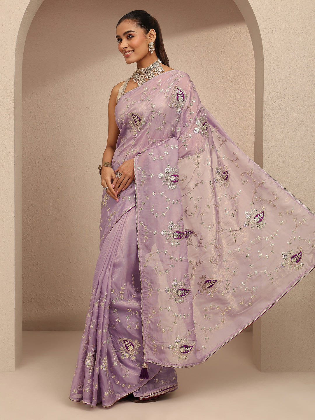  Lavender Embroidered Silk Blend Saree With Unstitched Blouse Piece 