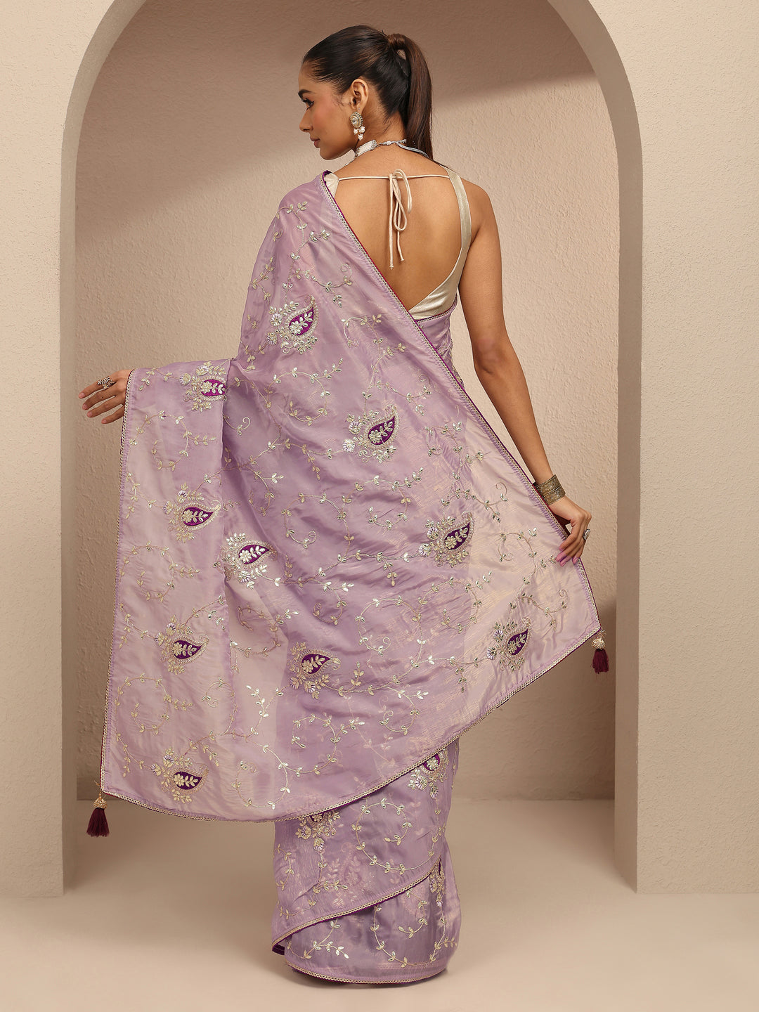  Lavender Embroidered Silk Blend Saree With Unstitched Blouse Piece 