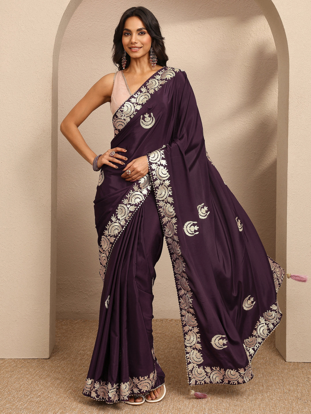 Burgundy Embroidered Silk Blend Saree With Unstitched Blouse Piece