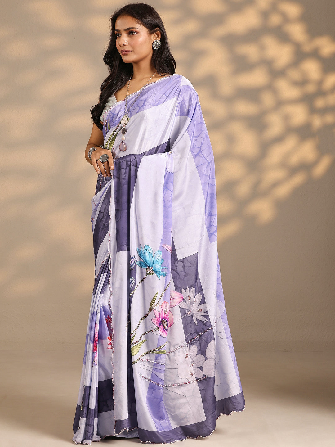  Lavender Printed Silk Blend Saree With Unstitched Blouse Piece 