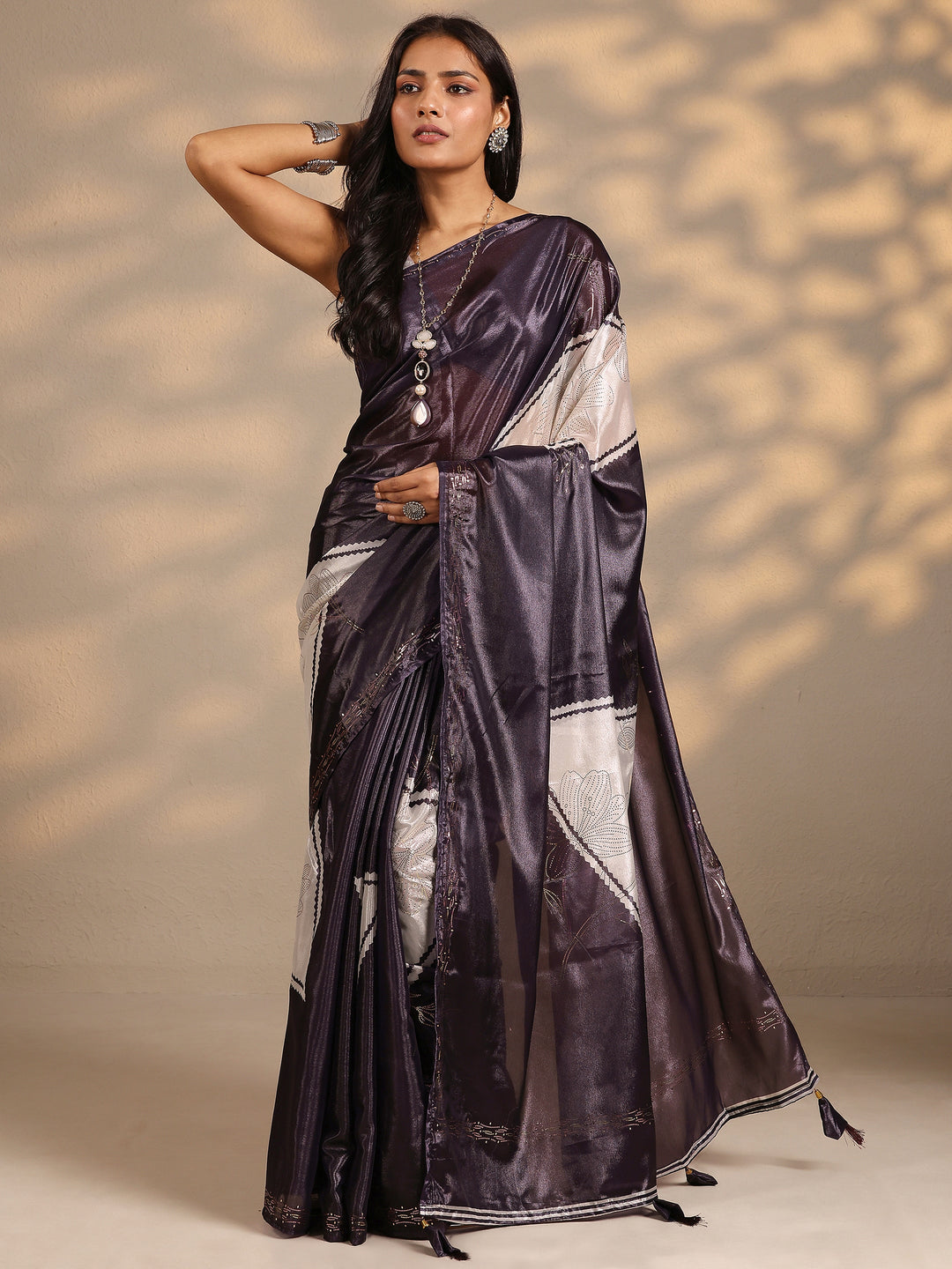  Purple Embellished Silk Blend Saree With Unstitched Blouse Piece 