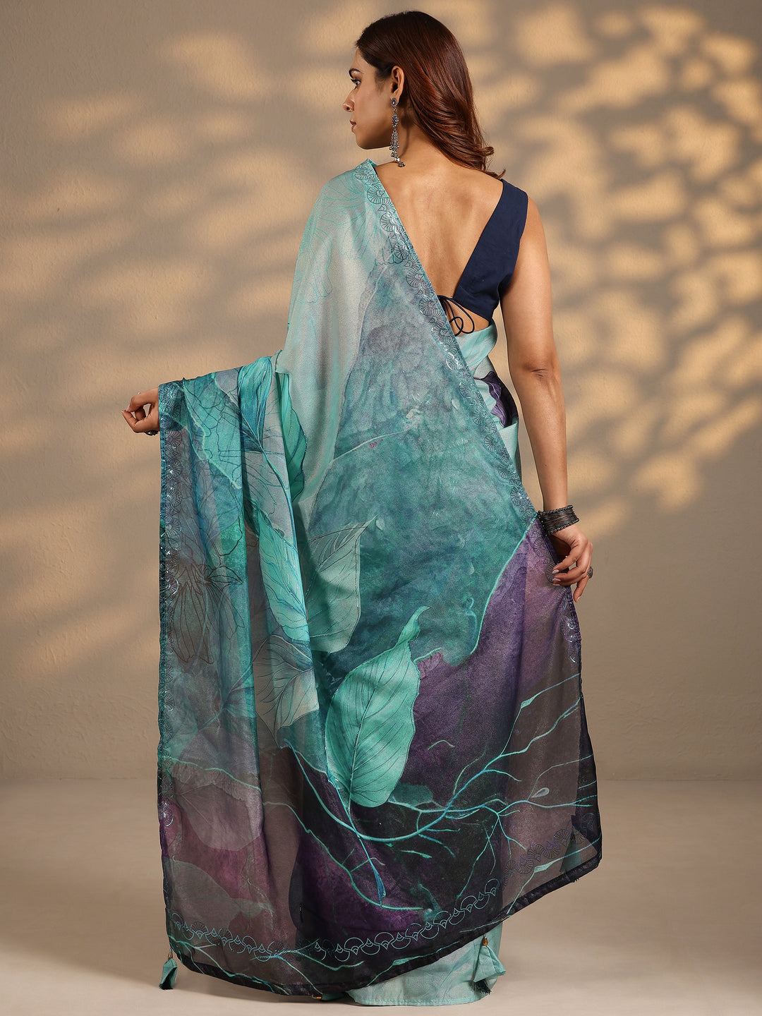  Green Embellished Silk Blend Saree With Unstitched Blouse Piece 