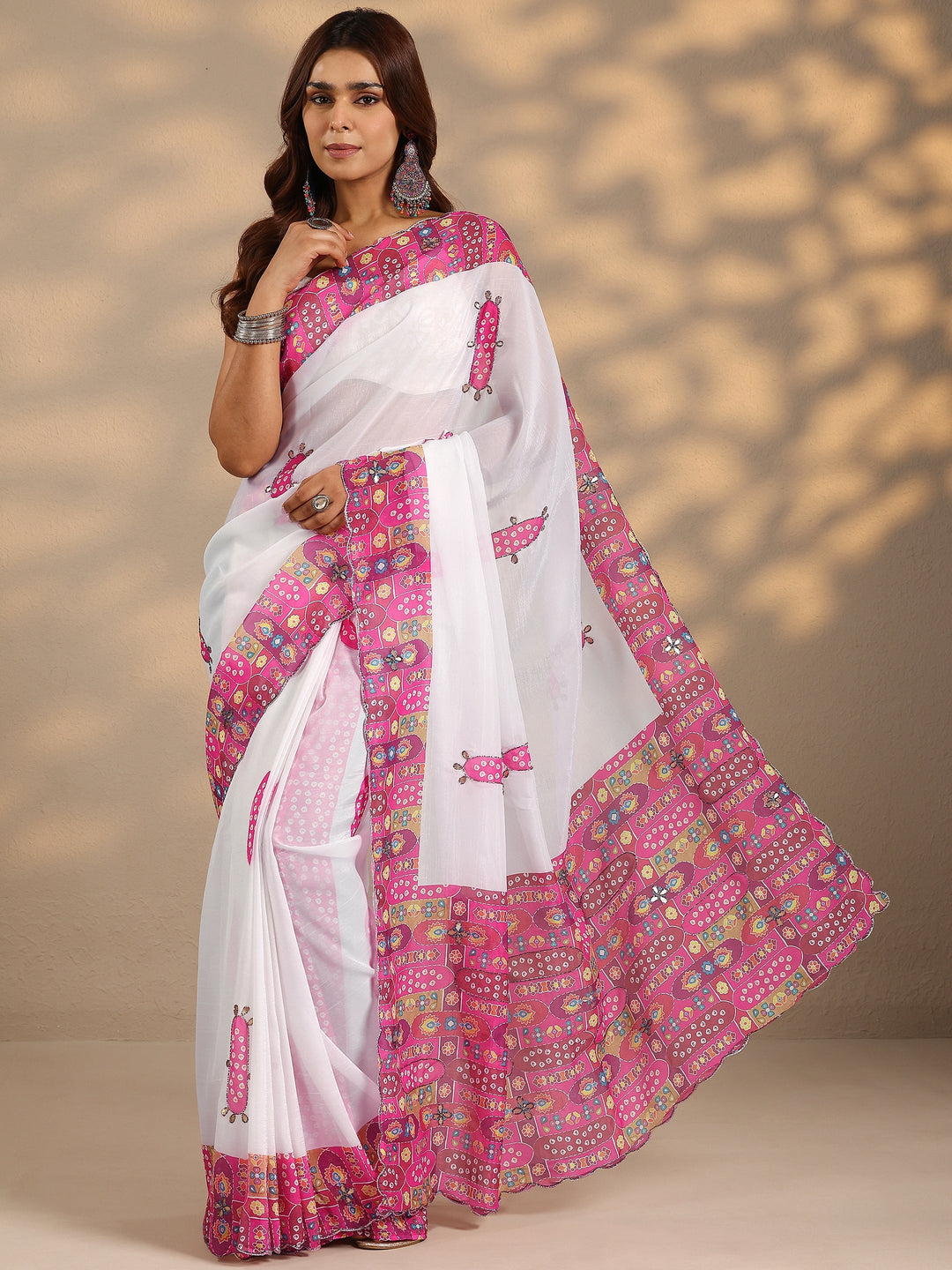  Off White Printed Silk Blend Saree With Unstitched Blouse Piece 