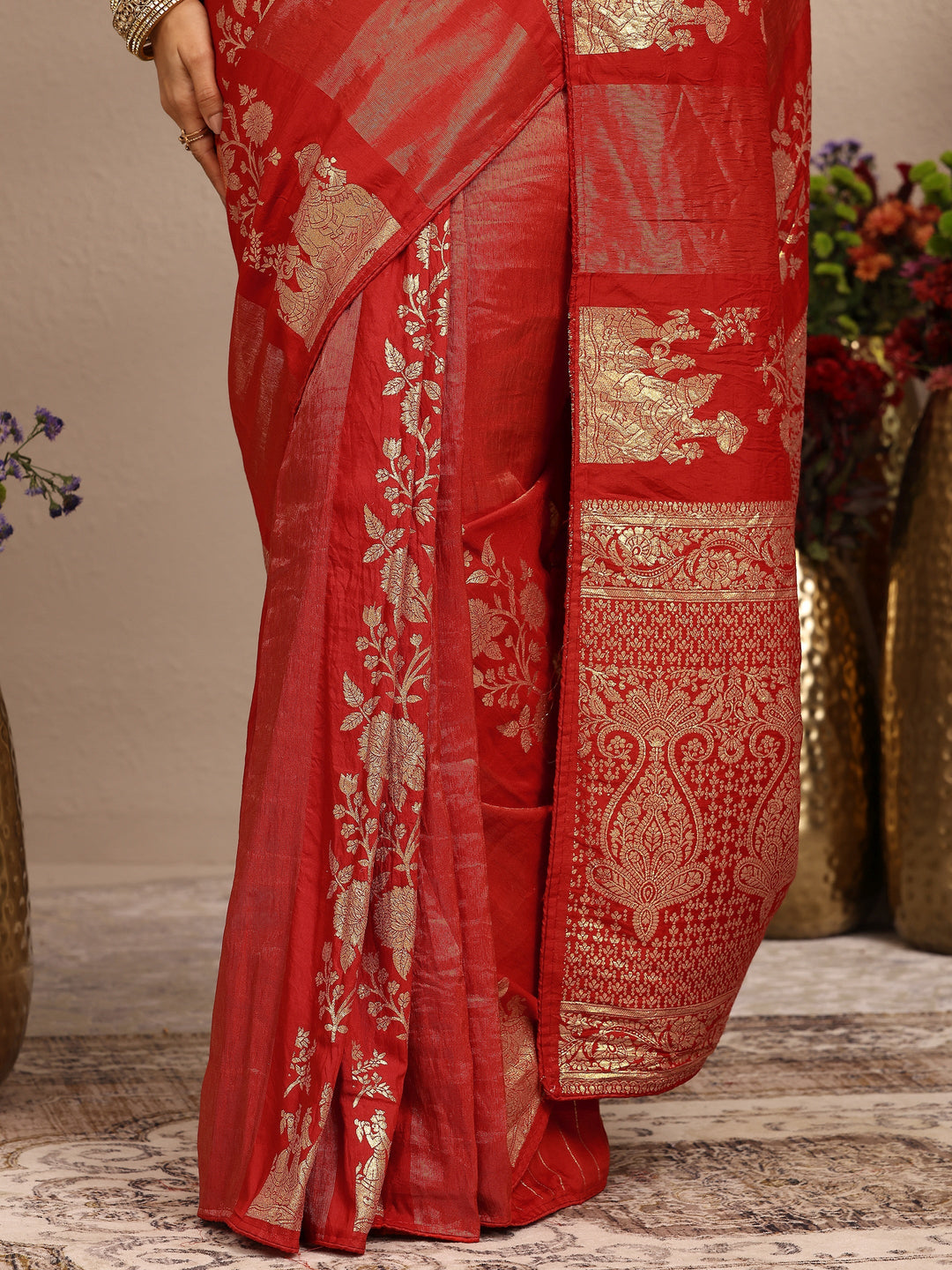 Red Woven Design Banarsi Silk Blend Saree With Unstitched Blouse Piece 