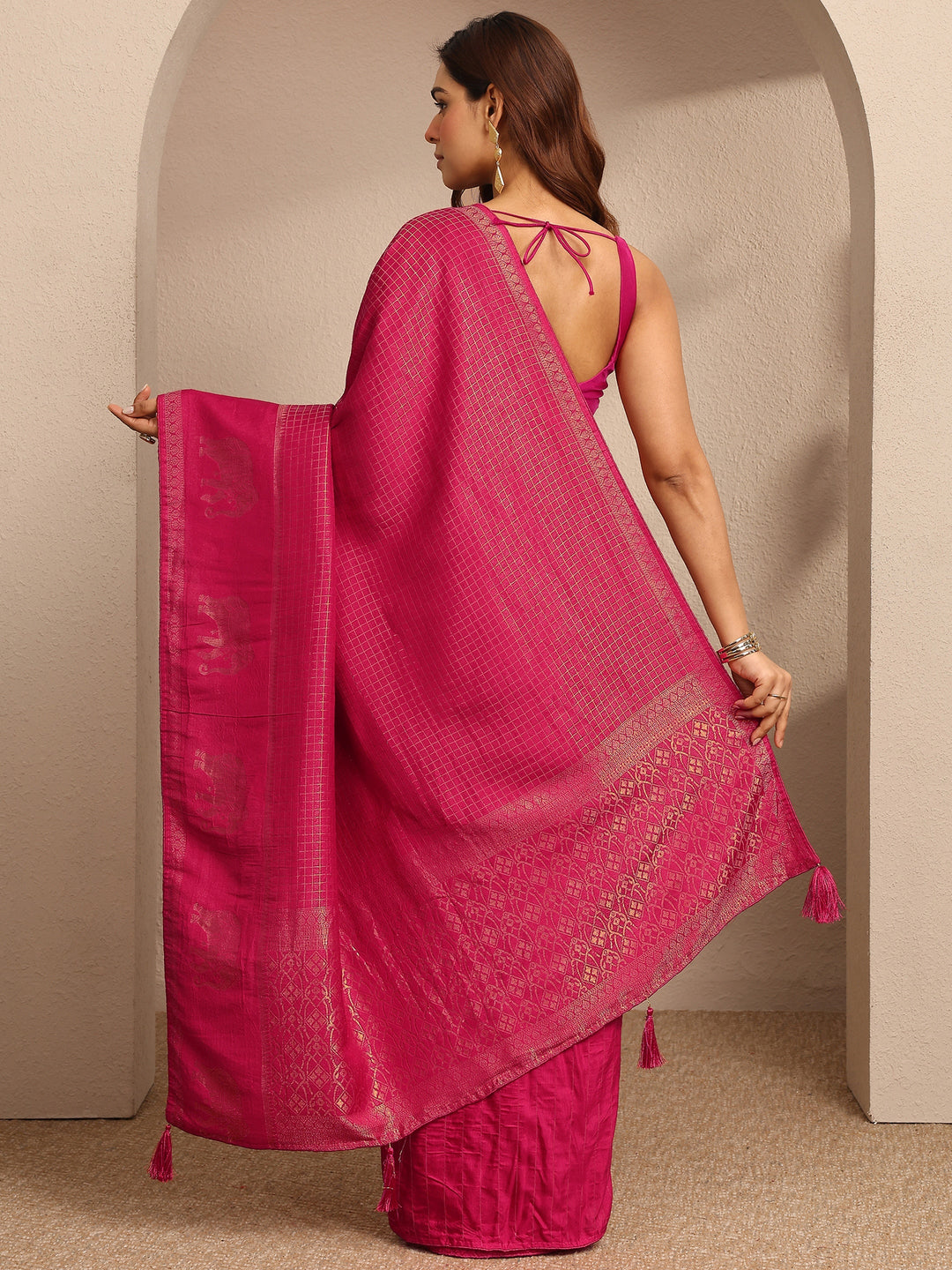  Pink Checkered Woven Design Silk Blend Saree With Unstitched Blouse Piece 