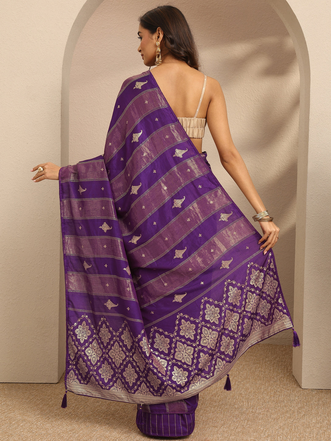  Purple Woven Design Banarsi Silk Blend Saree With Unstitched Blouse Piece 