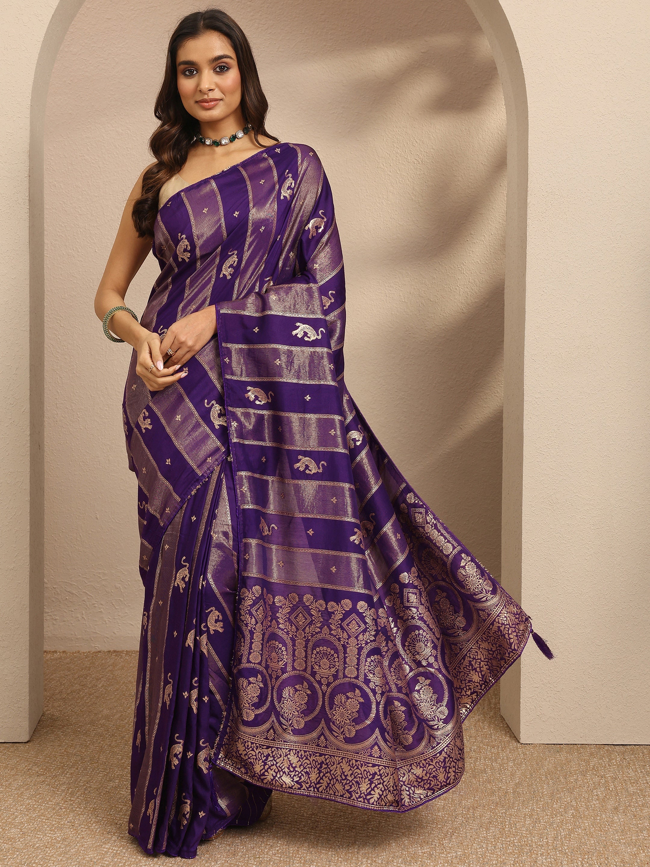 libas Purple Woven Design Banarsi Silk Blend Saree With Unstitched Blouse Piece-picture-61