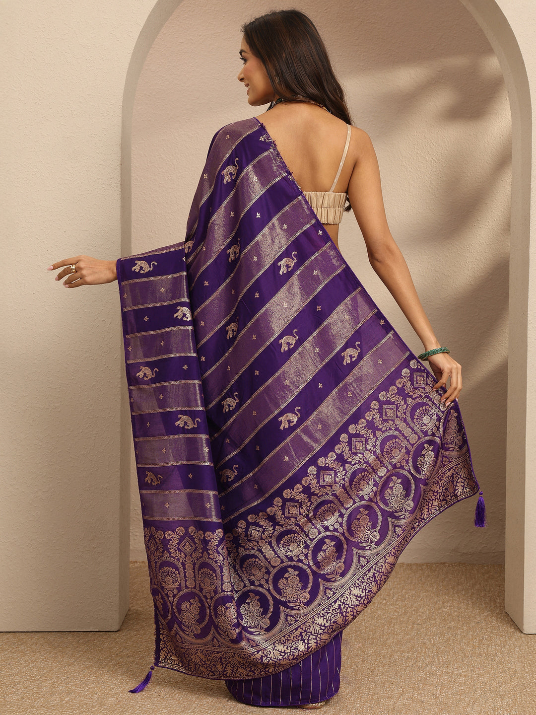  Purple Woven Design Banarsi Silk Blend Saree With Unstitched Blouse Piece 