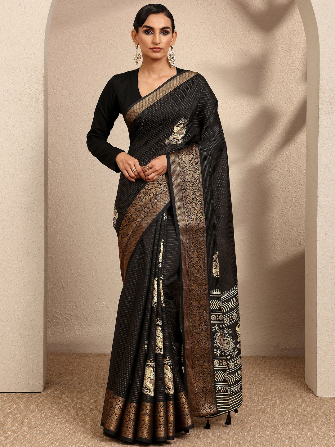  Black Printed Silk Blend Saree With Unstitched Blouse Piece 