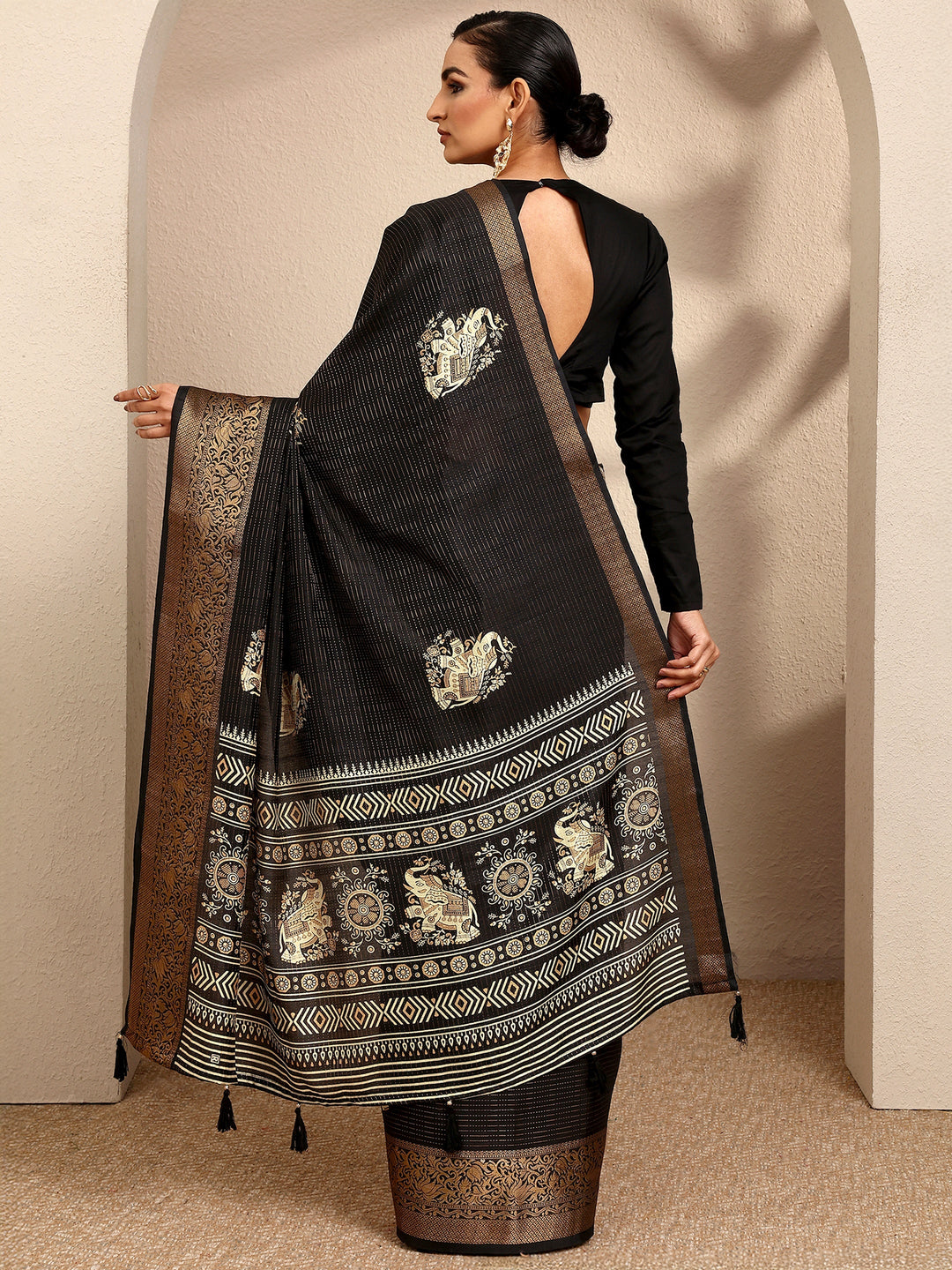  Black Printed Silk Blend Saree With Unstitched Blouse Piece 