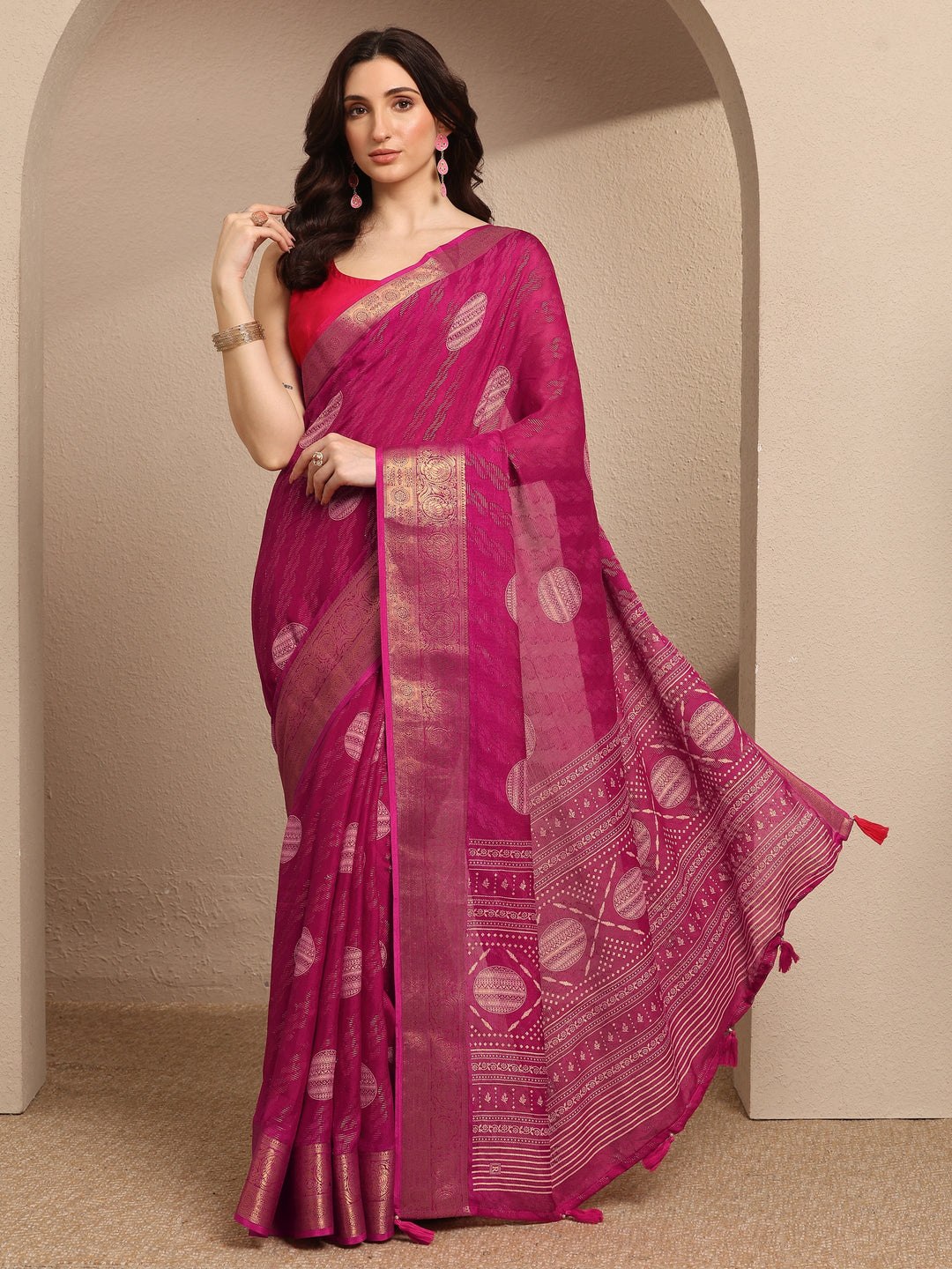 Pink Printed Georgette Saree With Unstitched Blouse Piece