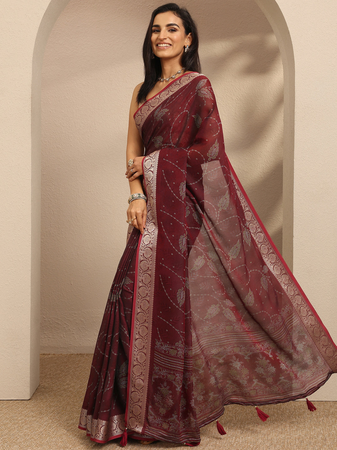  Maroon Printed Georgette Saree With Unstitched Blouse Piece 