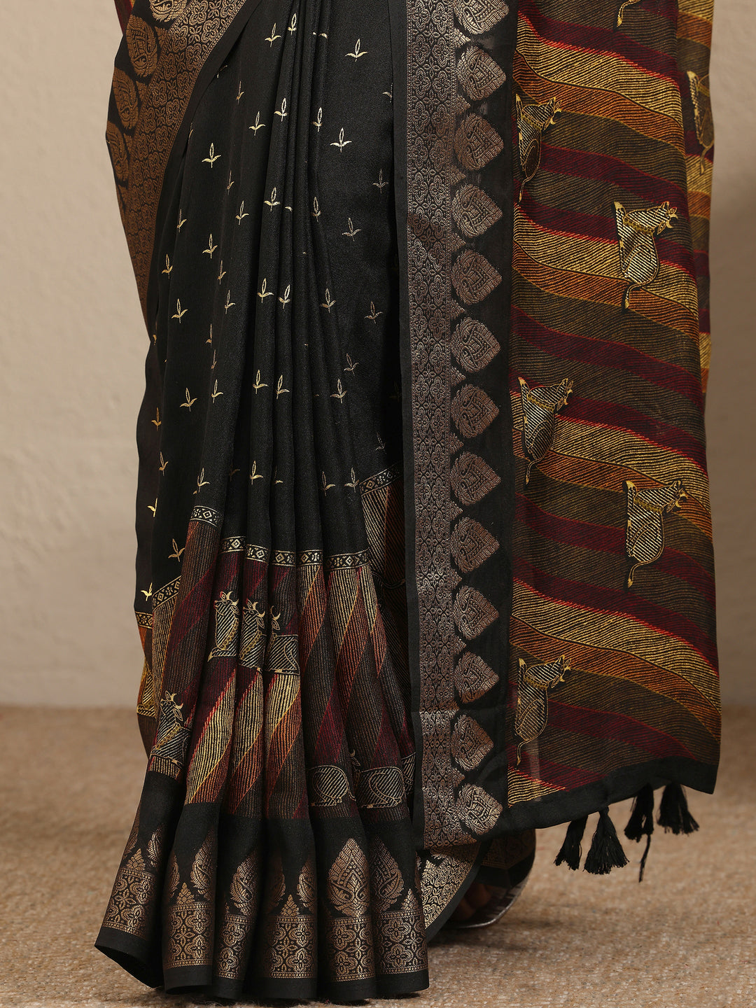  Black Printed Silk Blend Saree With Unstitched Blouse Piece 