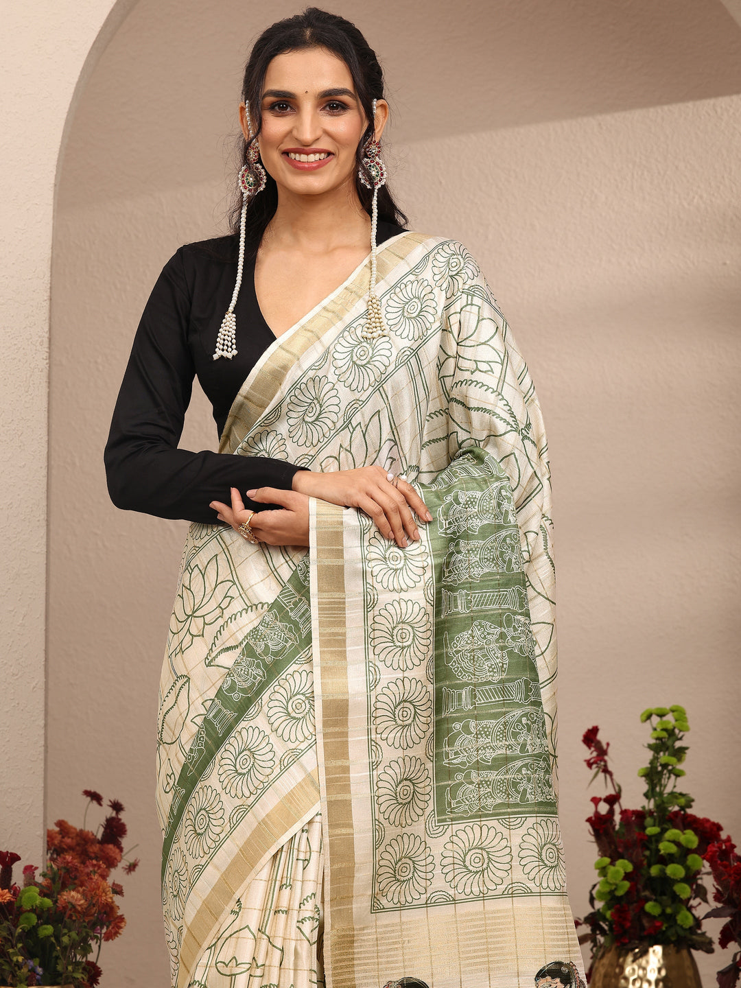  Cream Tribal Printed Silk Blend Saree With Unstitched Blouse Piece 