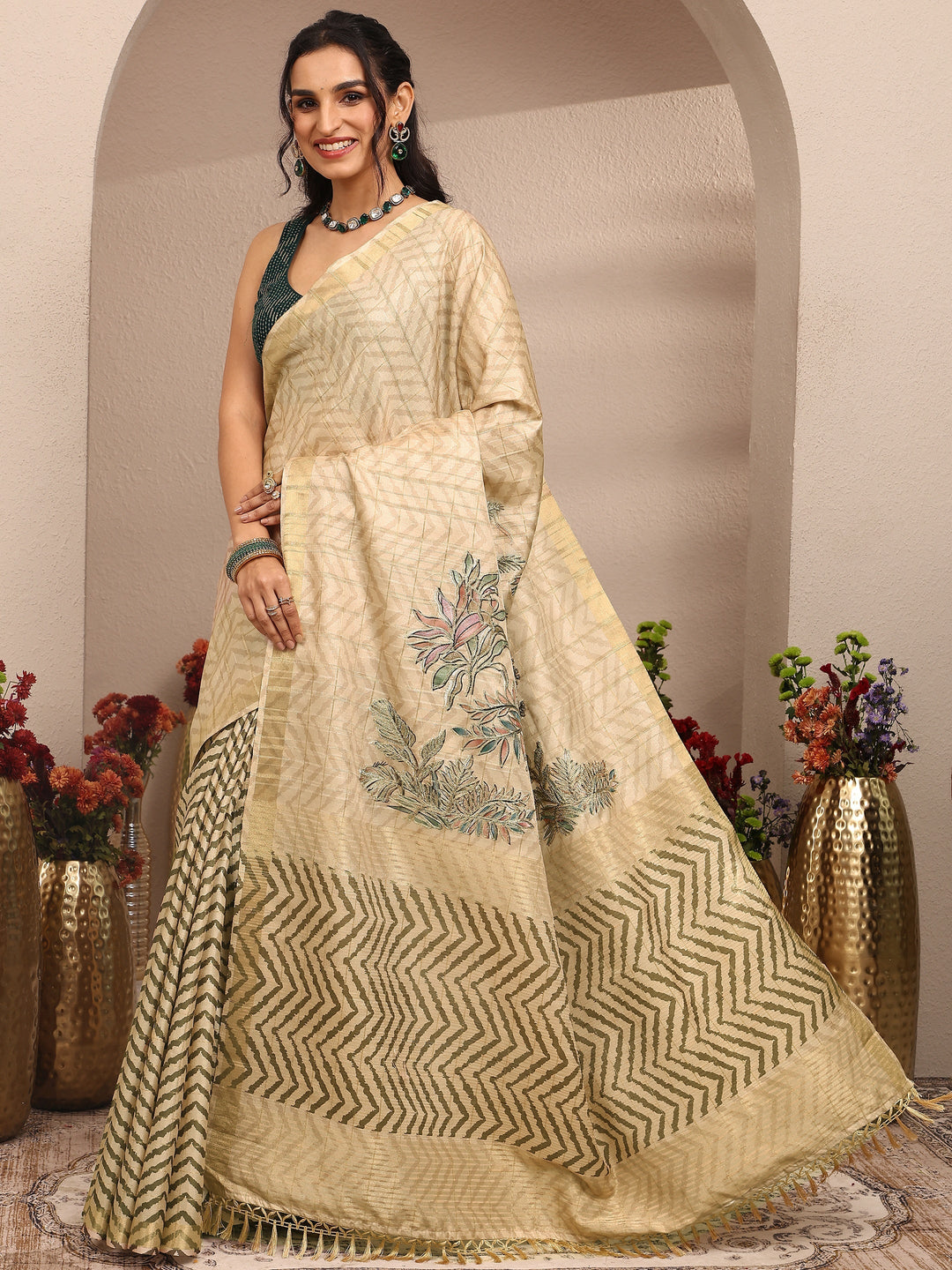  Gold Embroidered Silk Blend Saree With Unstitched Blouse Piece 