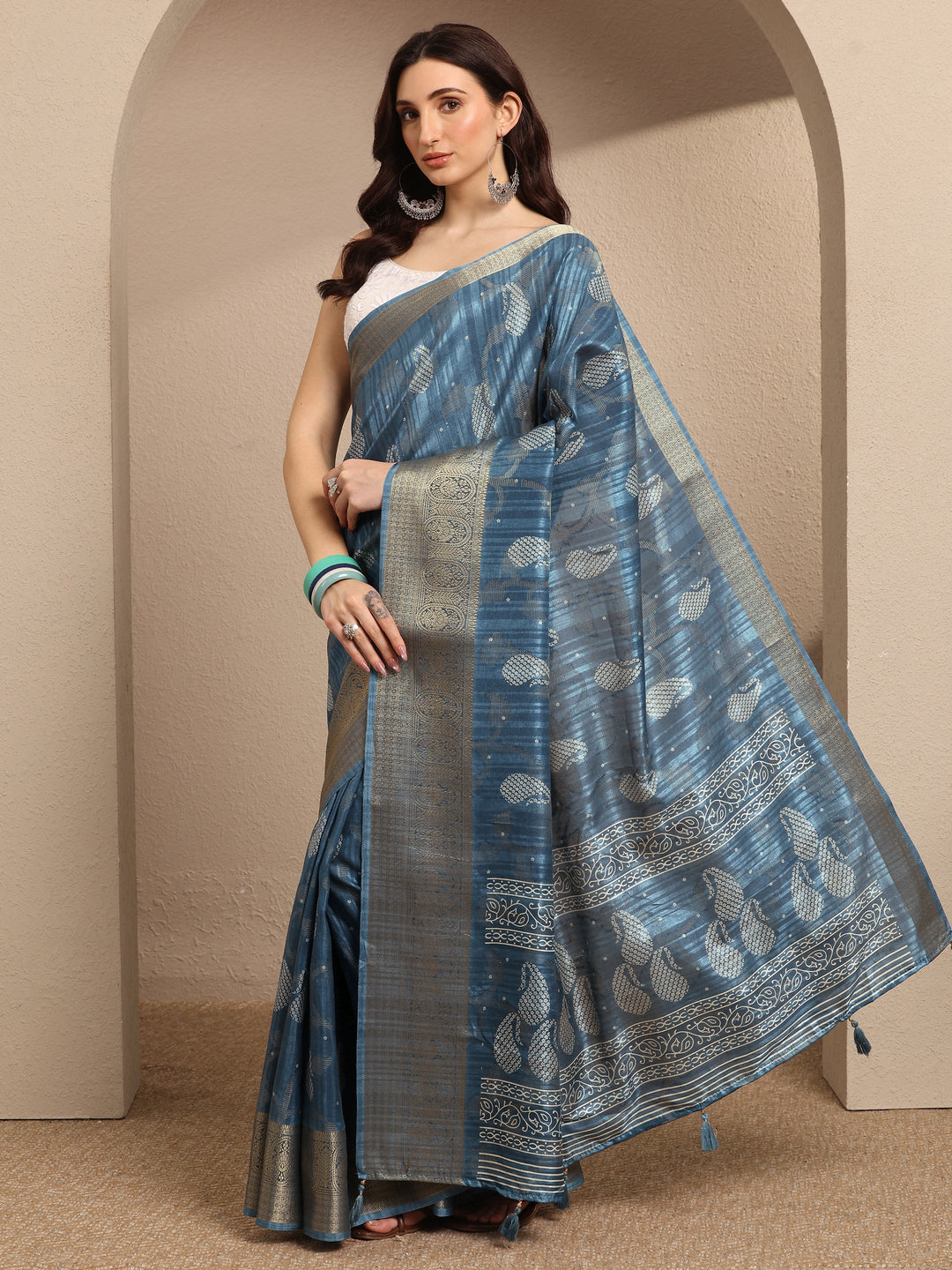 Blue Paisley Woven Design Silk Blend Saree With Unstitched Blouse Piece