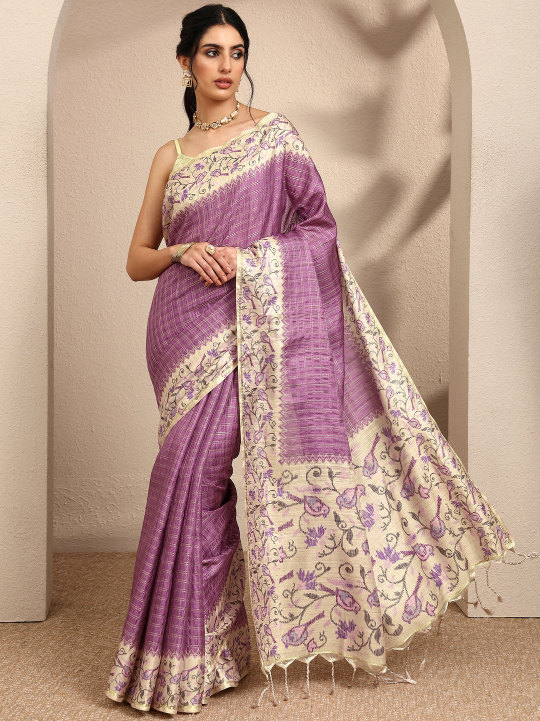  Purple Woven Design Banarsi Silk Blend Saree With Unstitched Blouse Piece 