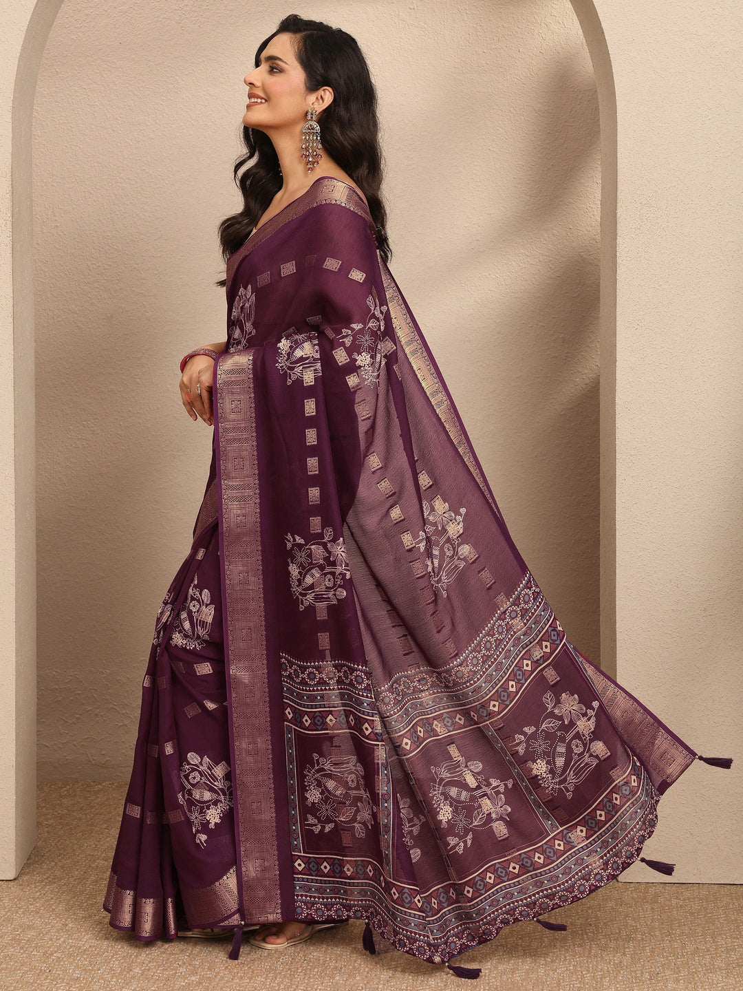  Maroon Printed Georgette Saree With Unstitched Blouse Piece 