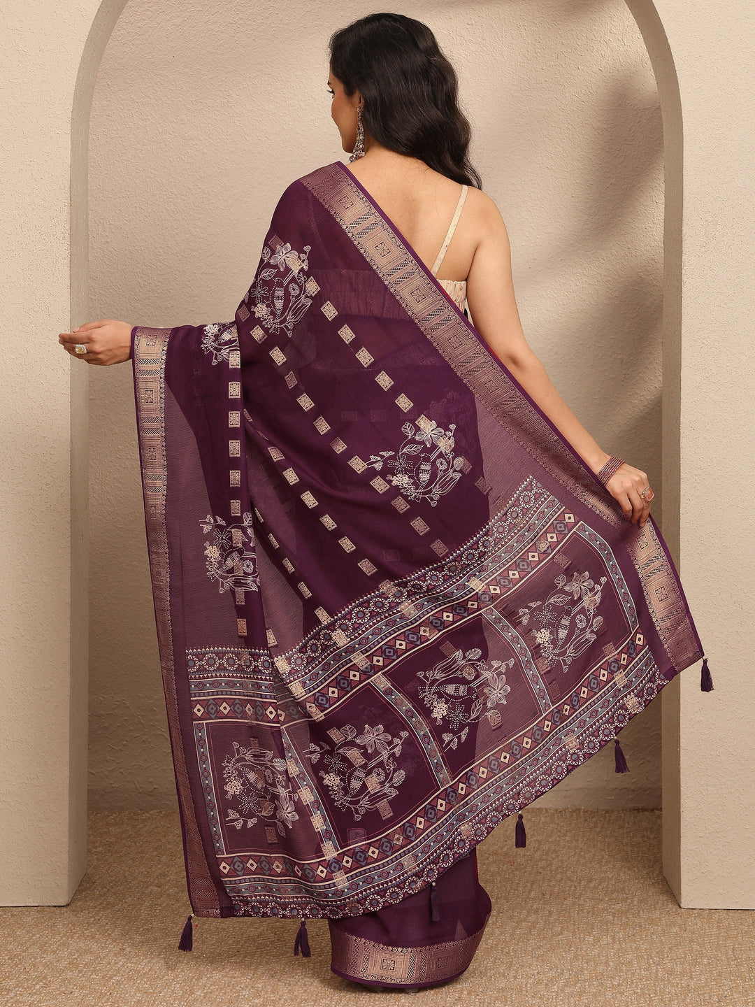  Maroon Printed Georgette Saree With Unstitched Blouse Piece 