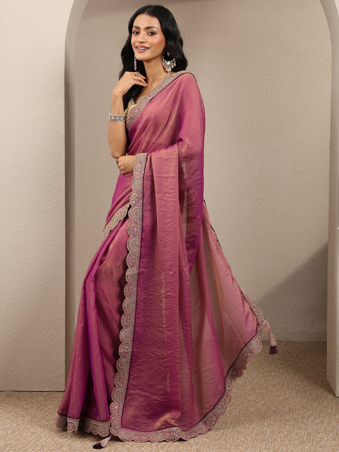  Mauve Solid Organza Saree With Unstitched Blouse Piece 
