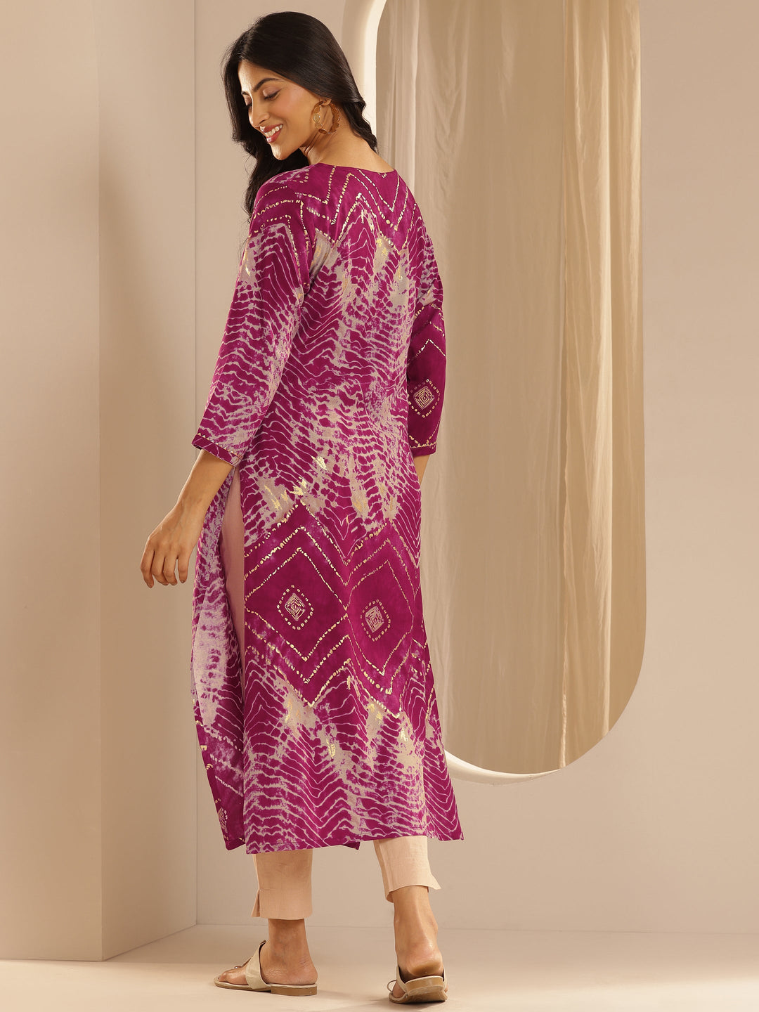  Pink Printed Rayon Straight Kurta 