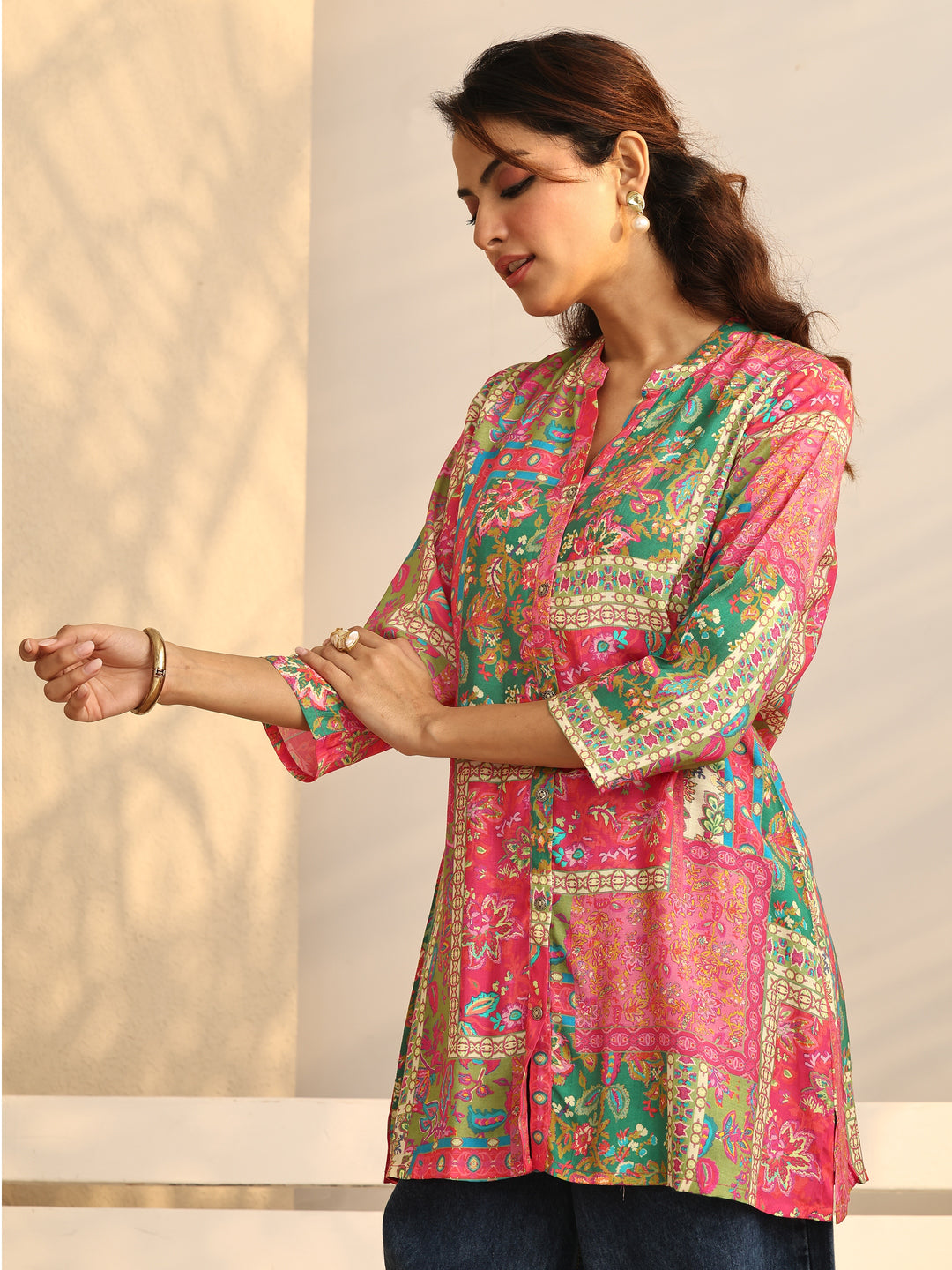  Multi Printed Crepe Straight Short Kurti 