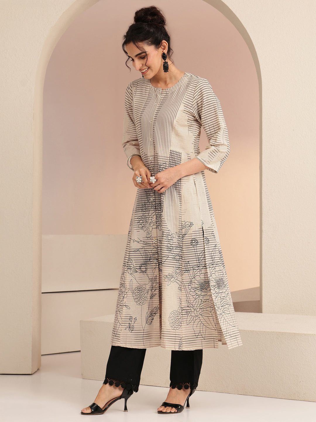 Ivory and Black Abstract Print Cotton Blend A-Line Kurta 