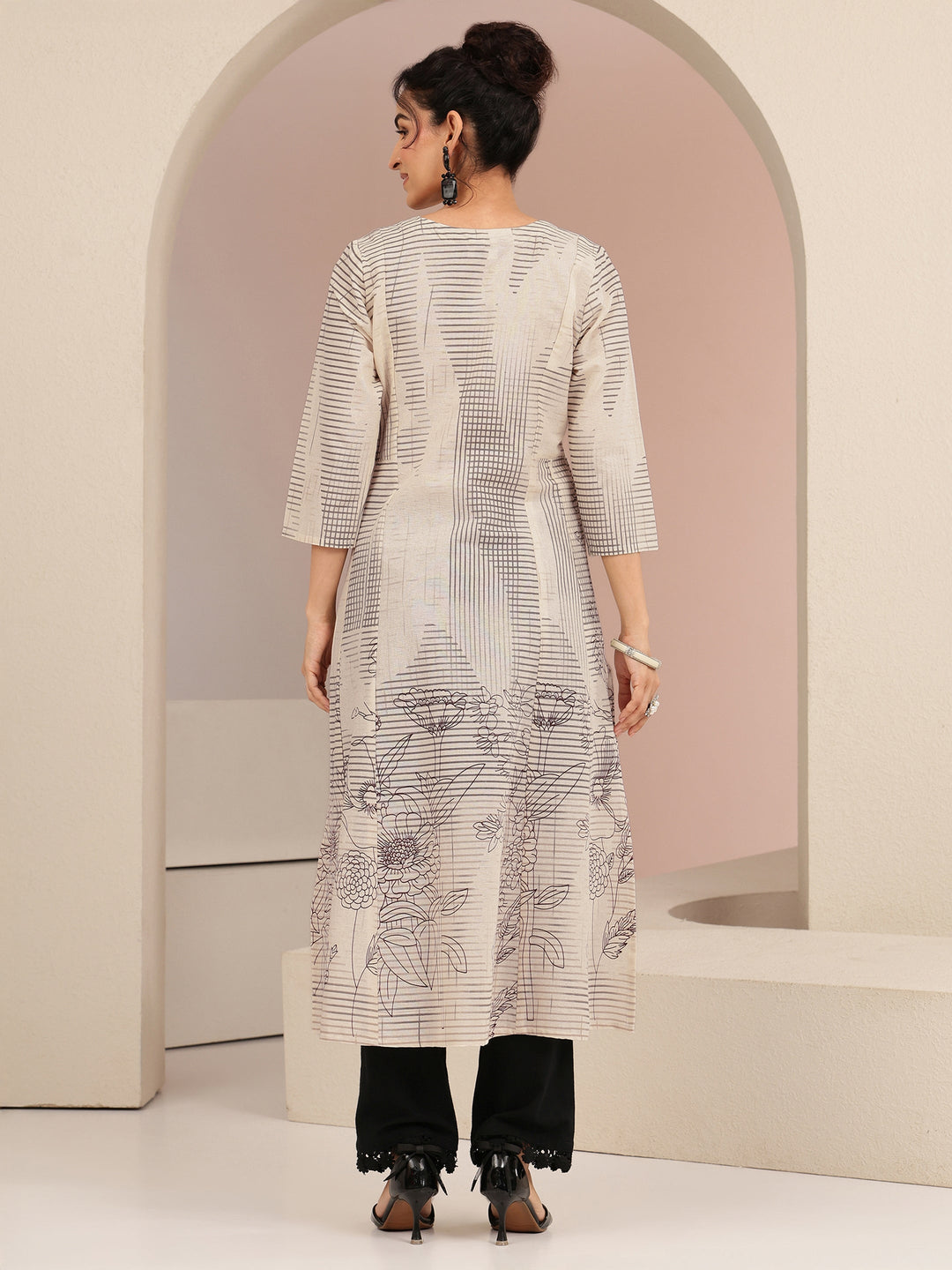  Ivory Abstract Print Cotton Blend A-Line Kurta 