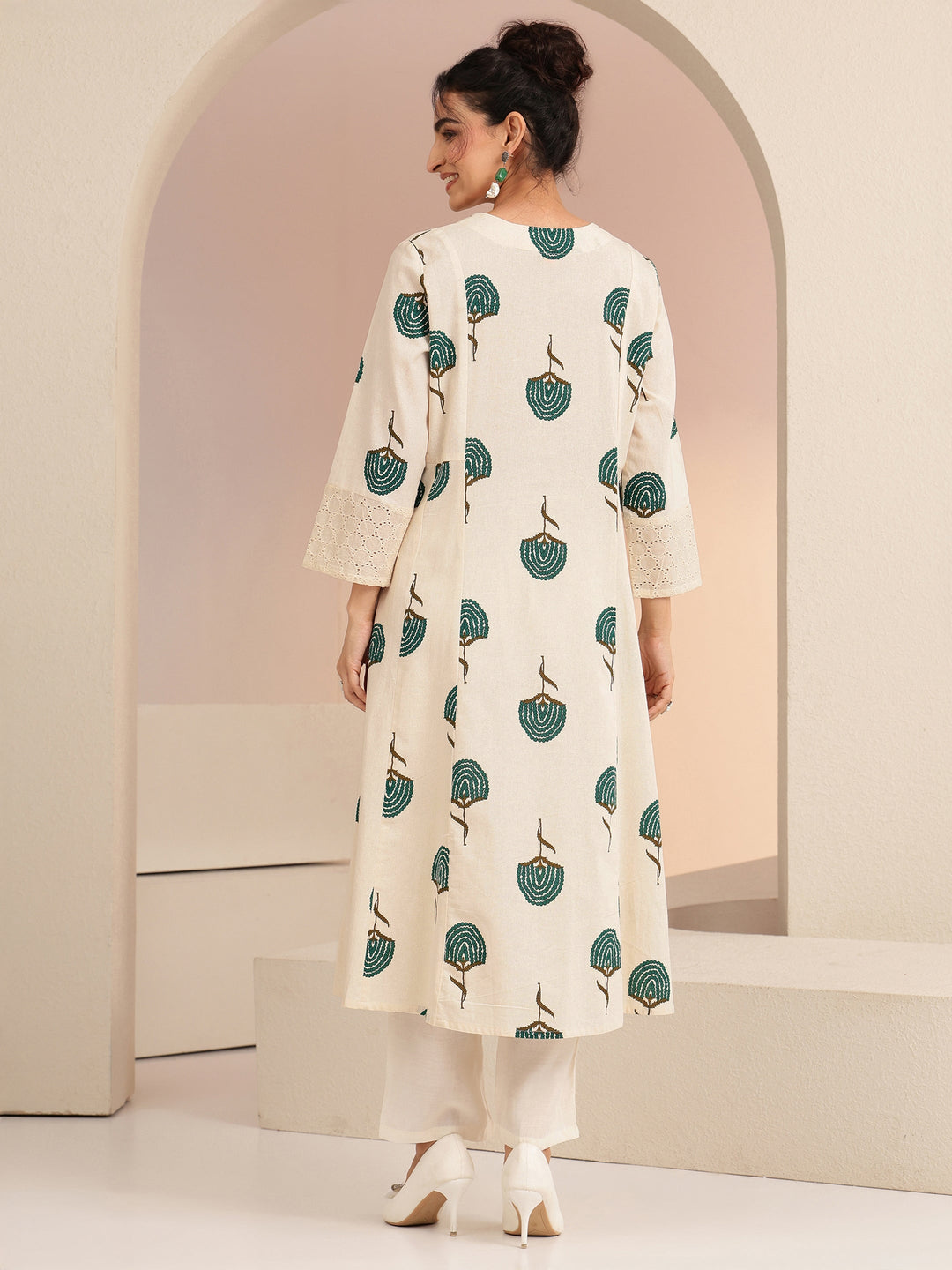  Ivory Floral Printed Cotton Blend A-Line Kurta 