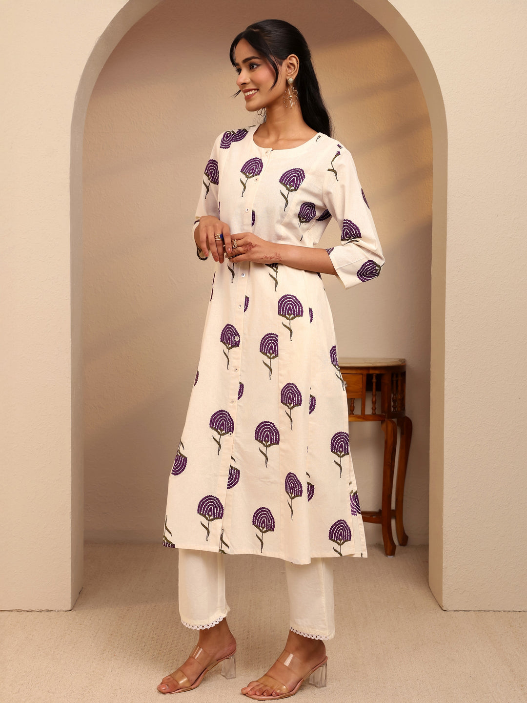  Off White Floral Printed Cotton Blend A-Line Kurta 