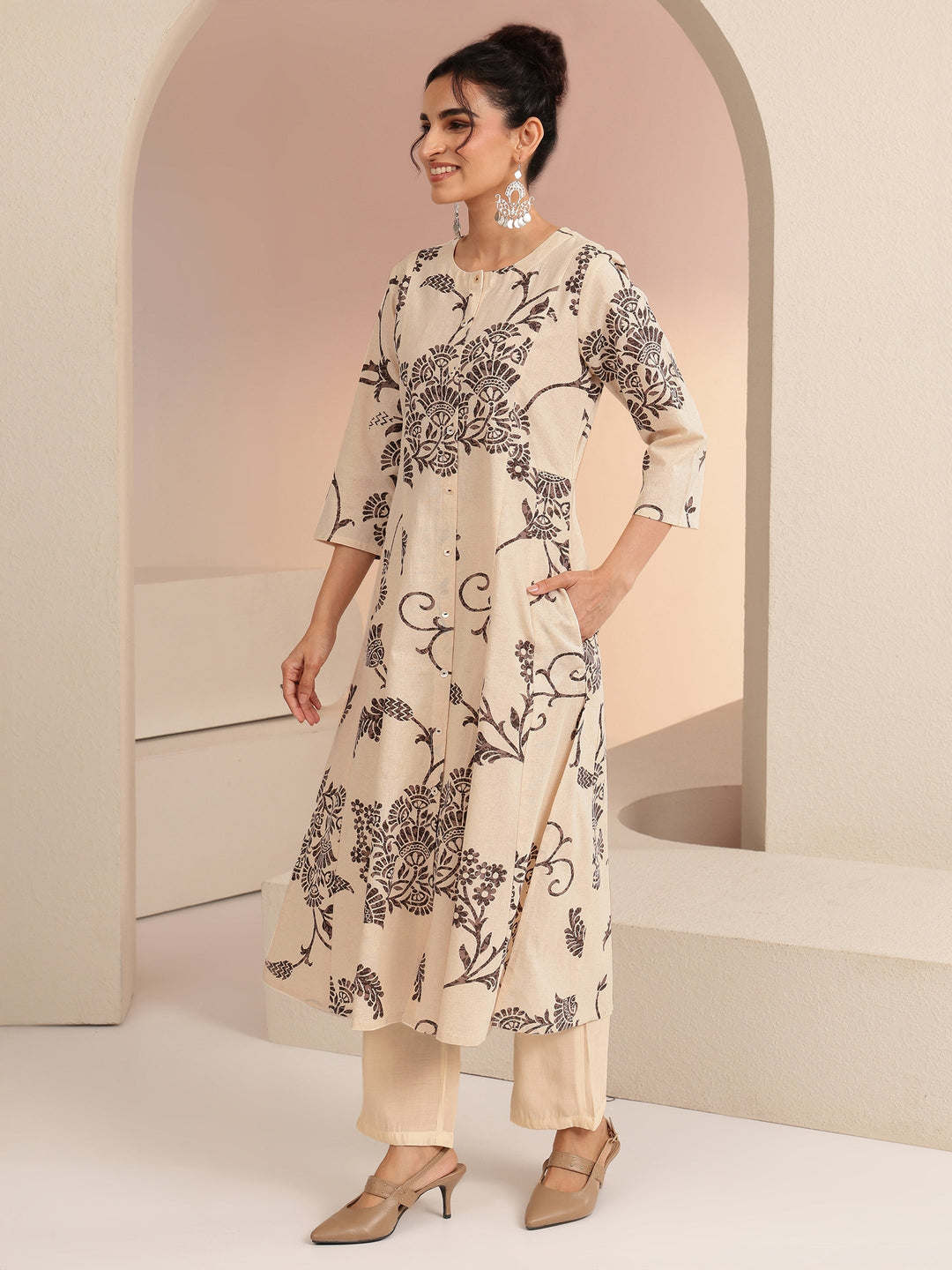  Ivory Floral Printed Cotton Blend A-Line Kurta 