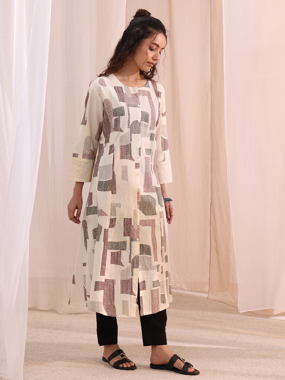  Off White Geometric Printed Cotton A-Line Kurta 