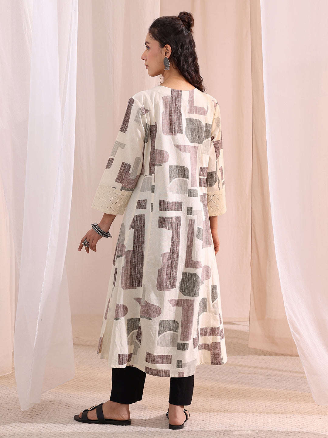  Off White Geometric Printed Cotton A-Line Kurta 