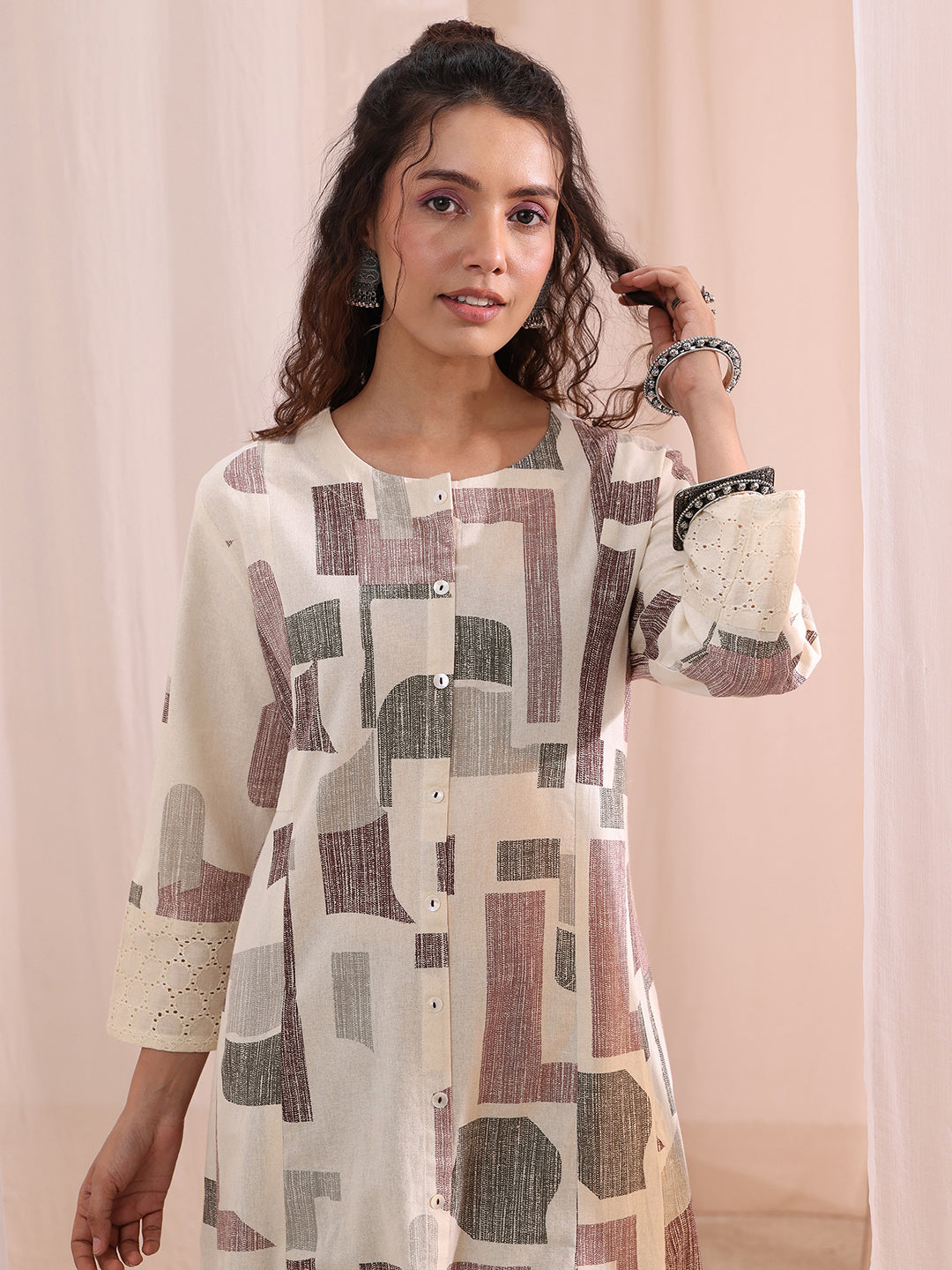  Off White Geometric Printed Cotton A-Line Kurta 
