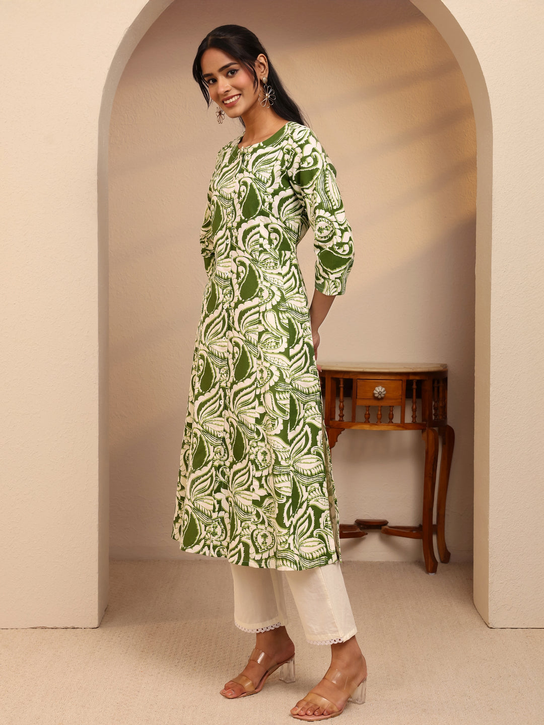  Green Paisley Printed Cotton Blend A-Line Kurta 