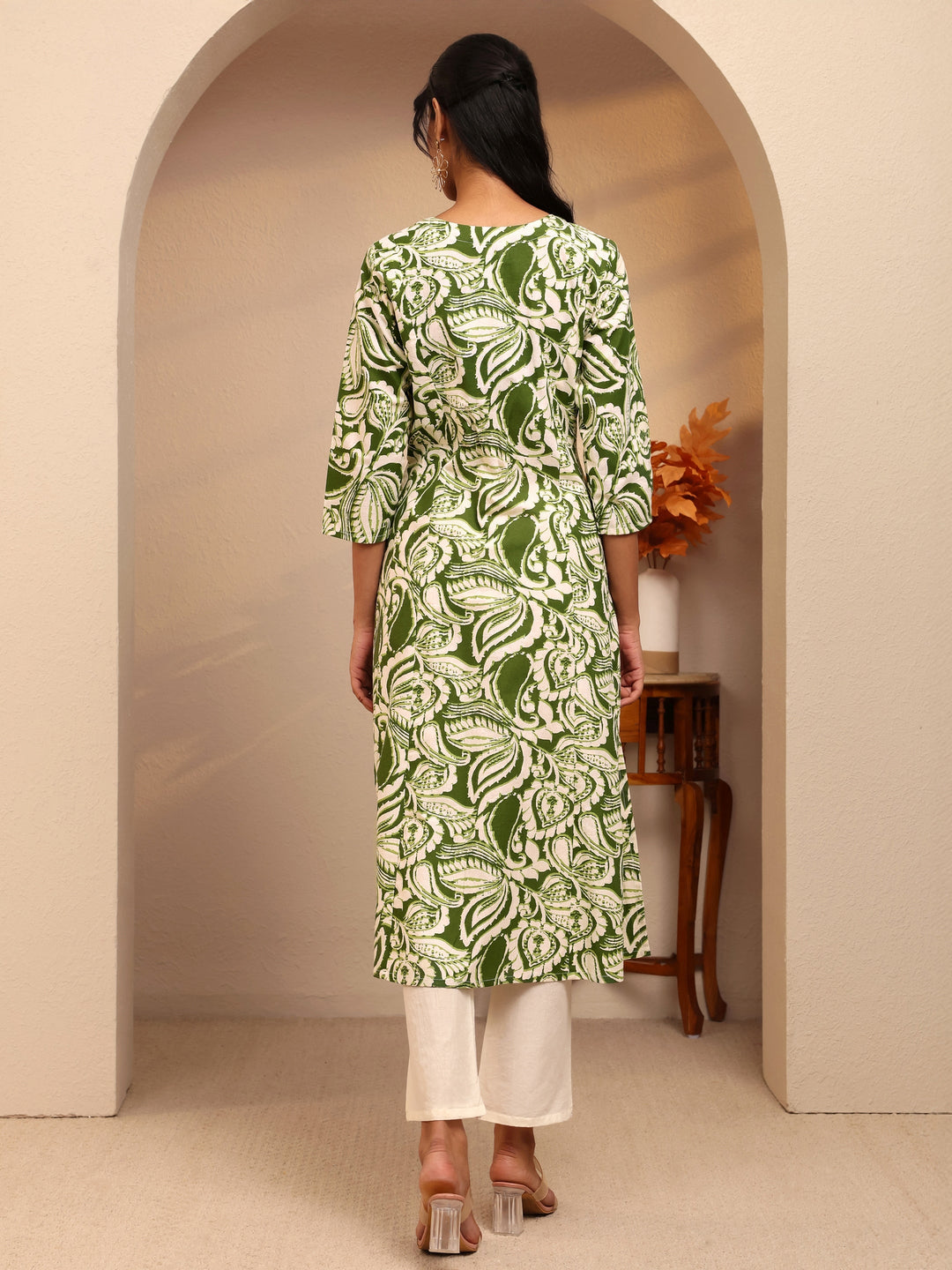  Green Paisley Printed Cotton Blend A-Line Kurta 