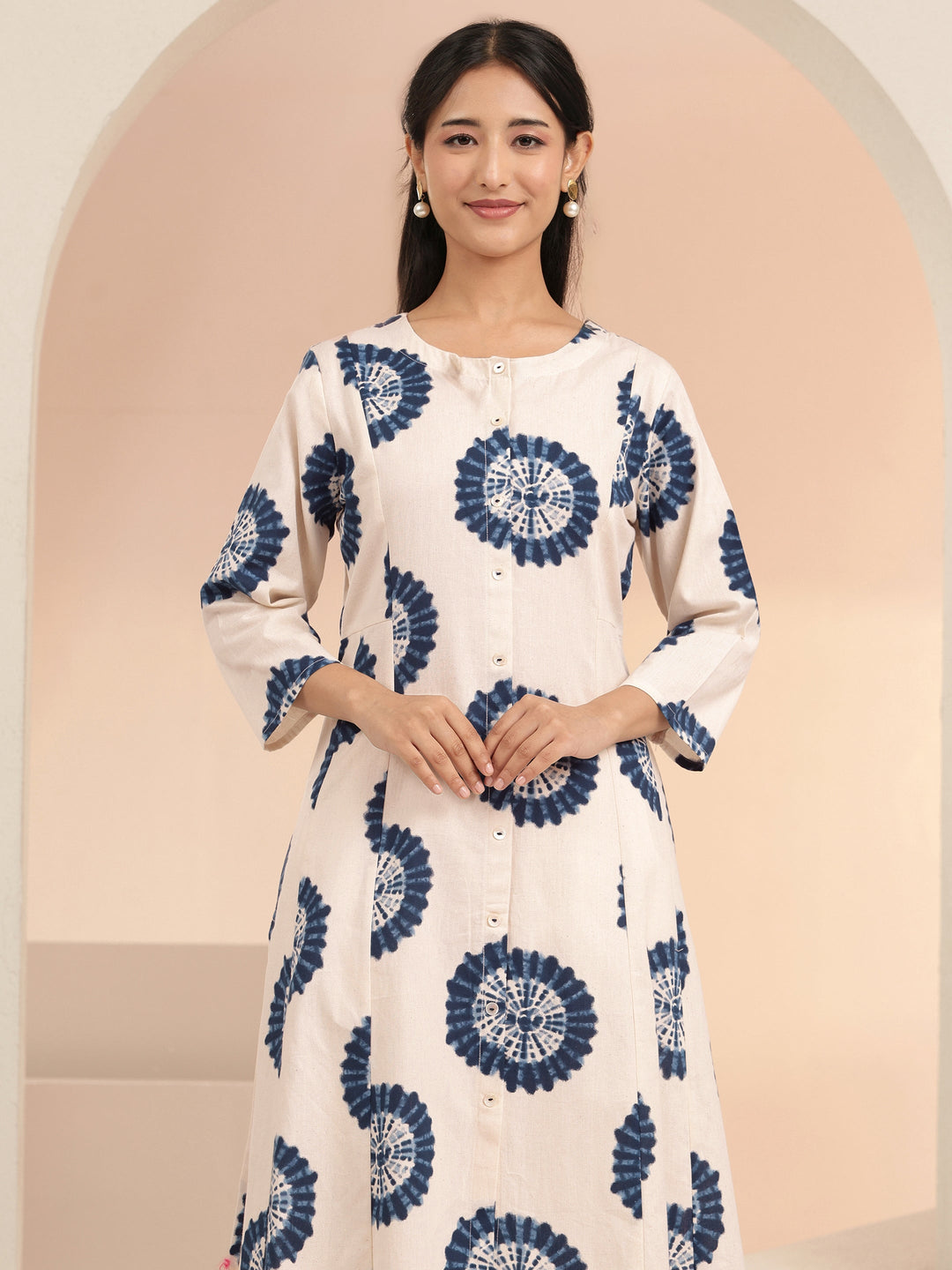  Off white Geometric Printed Cotton Blend A-Line Kurta 