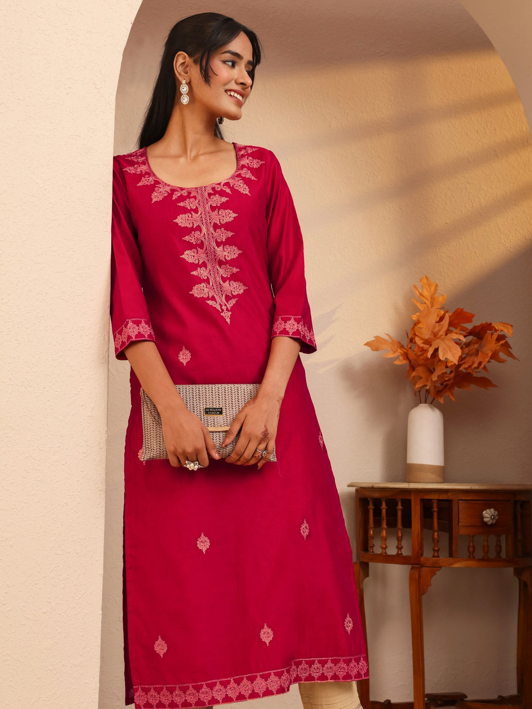  Pink Ethnic Motif Embroidered Silk Blend Straight Kurta 