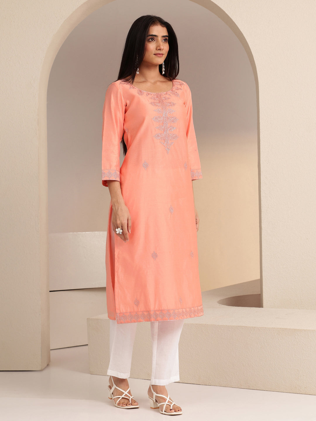  Peach Embroidered Silk Blend Straight Kurta 