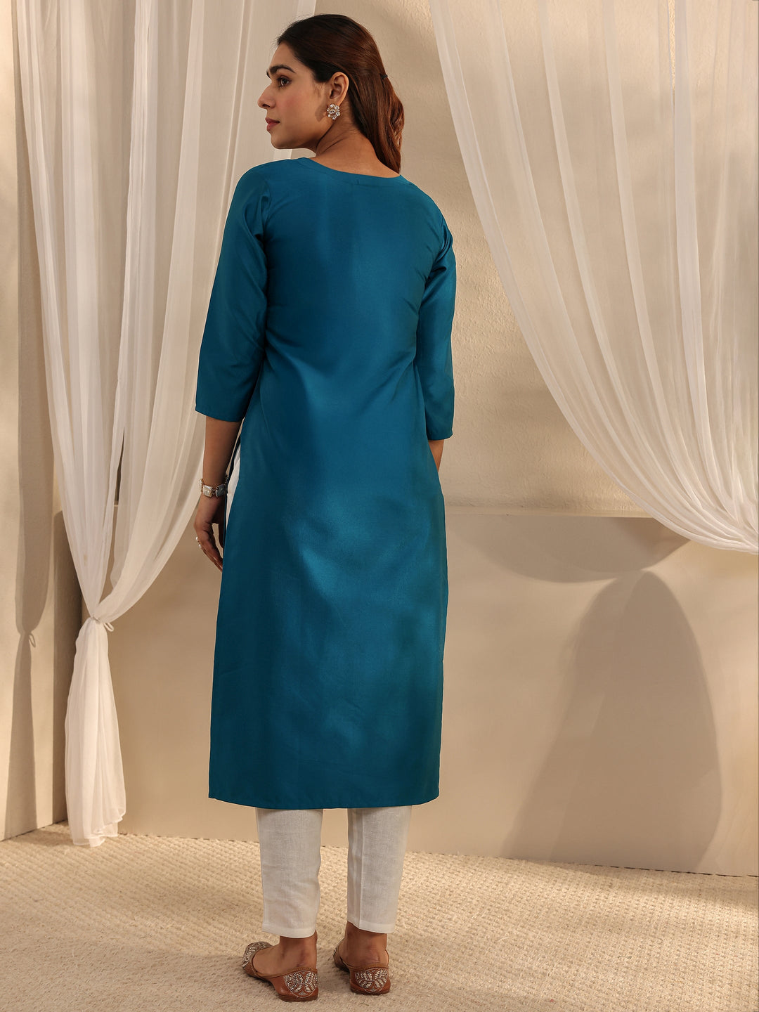  Blue Floral Embroidered Silk Blend Straight Kurta 