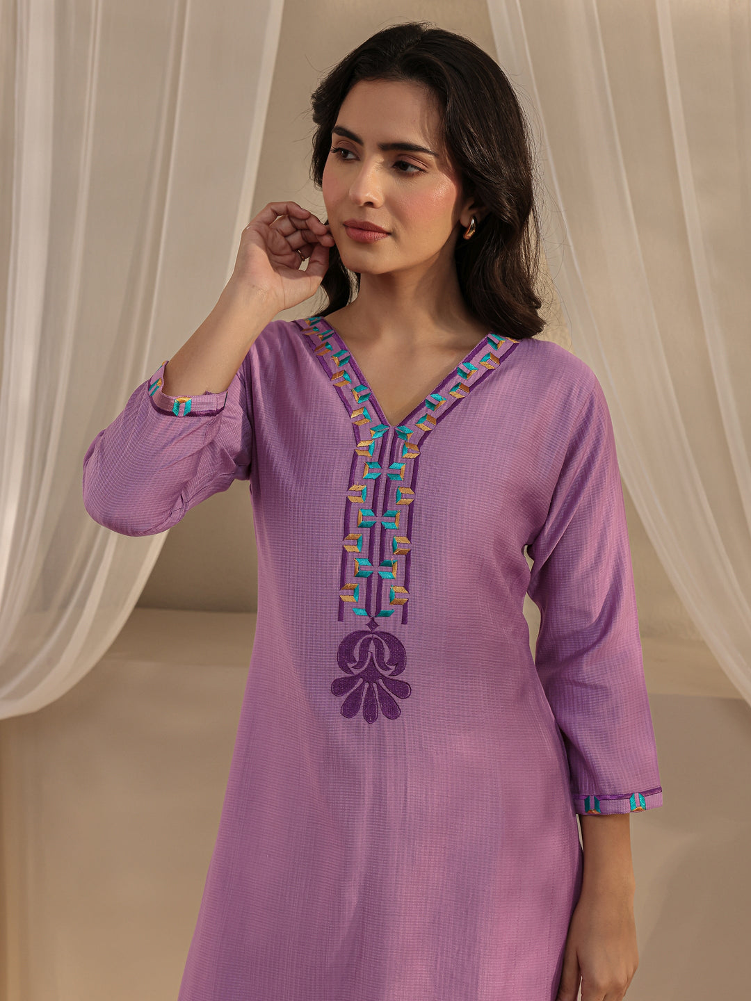  Lavender Embroidered Silk Blend Straight Kurta 
