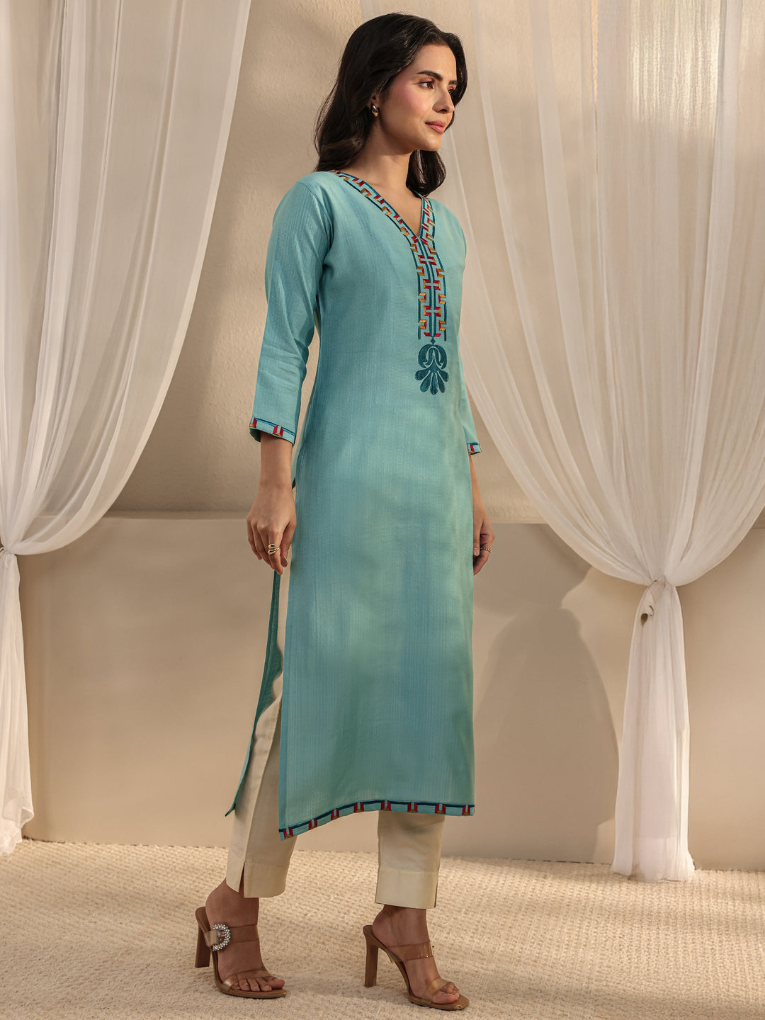  Blue Embroidered Silk Blend Straight Kurta 