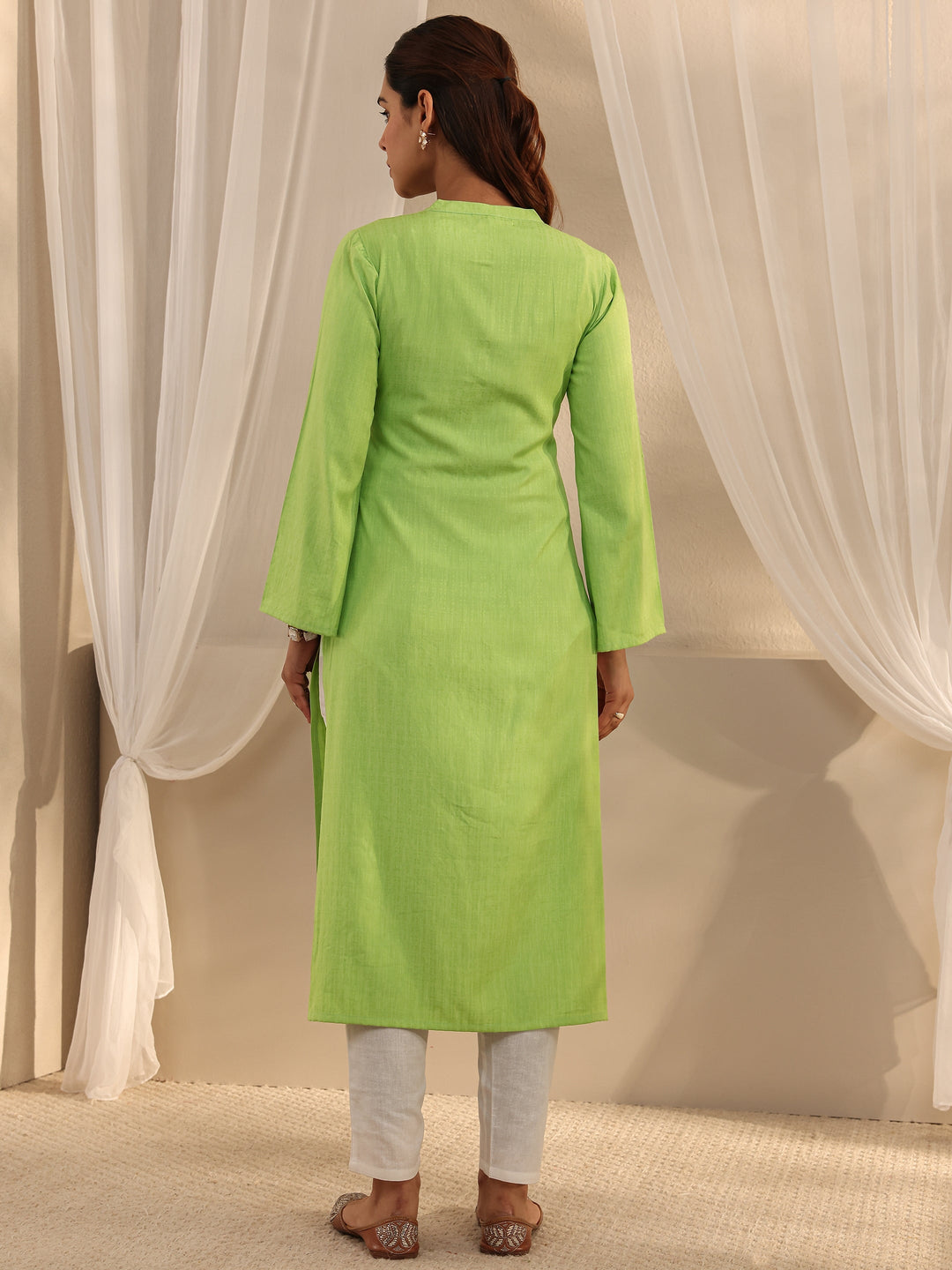  Green Solid Rayon Straight Kurta 
